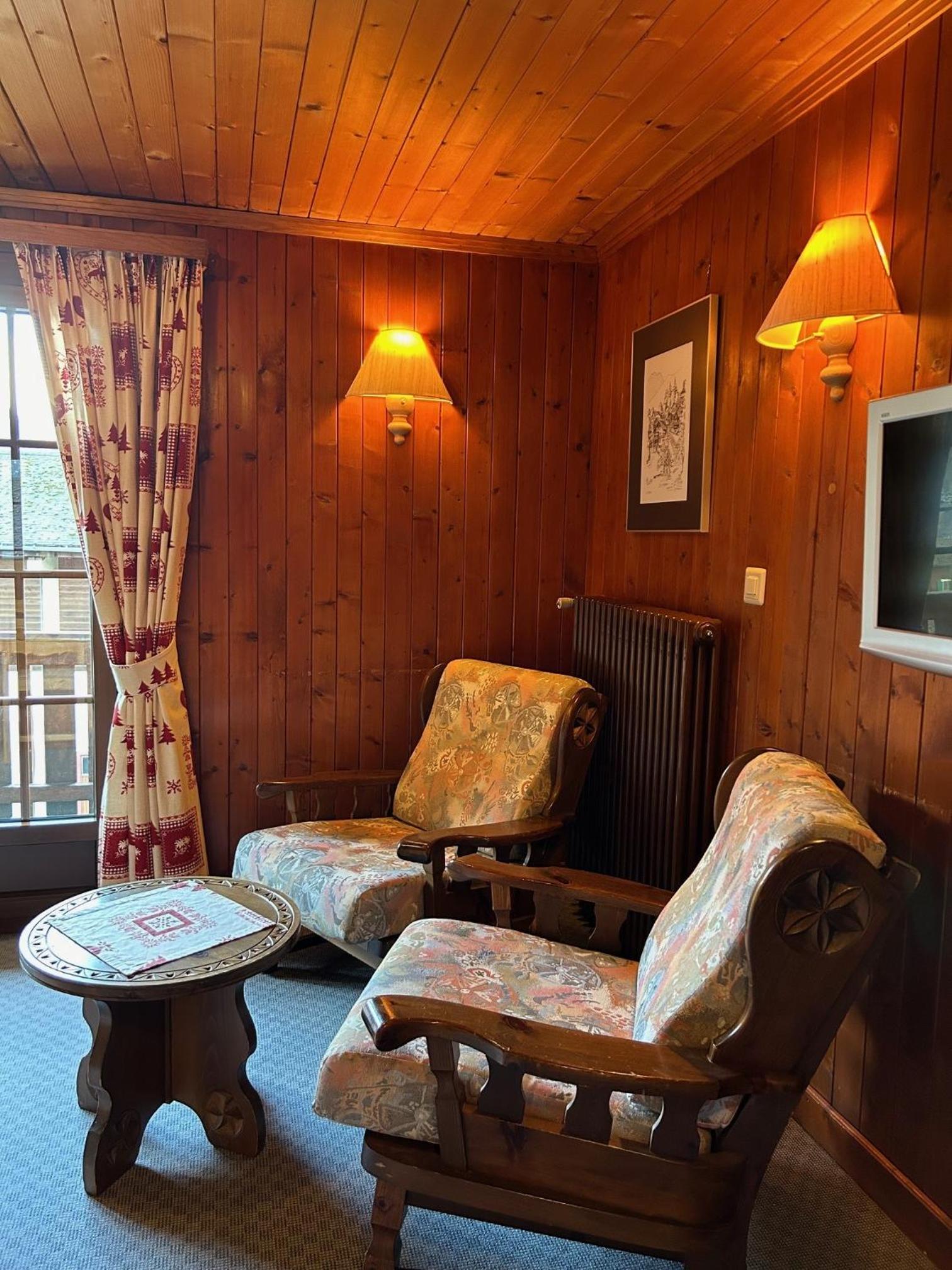 B & B Hôtel Aux Mille Etoiles