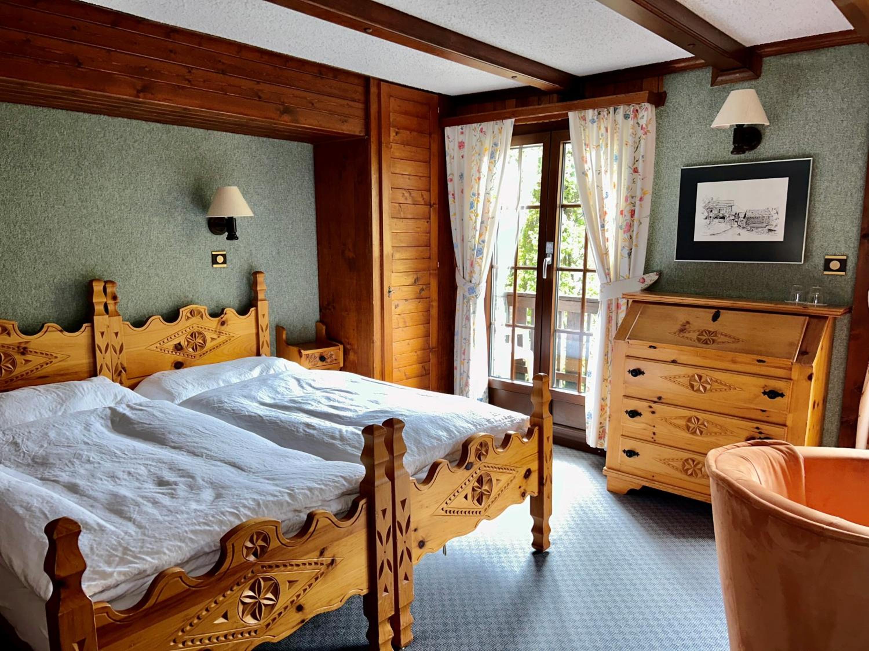 B & B Hôtel Aux Mille Etoiles