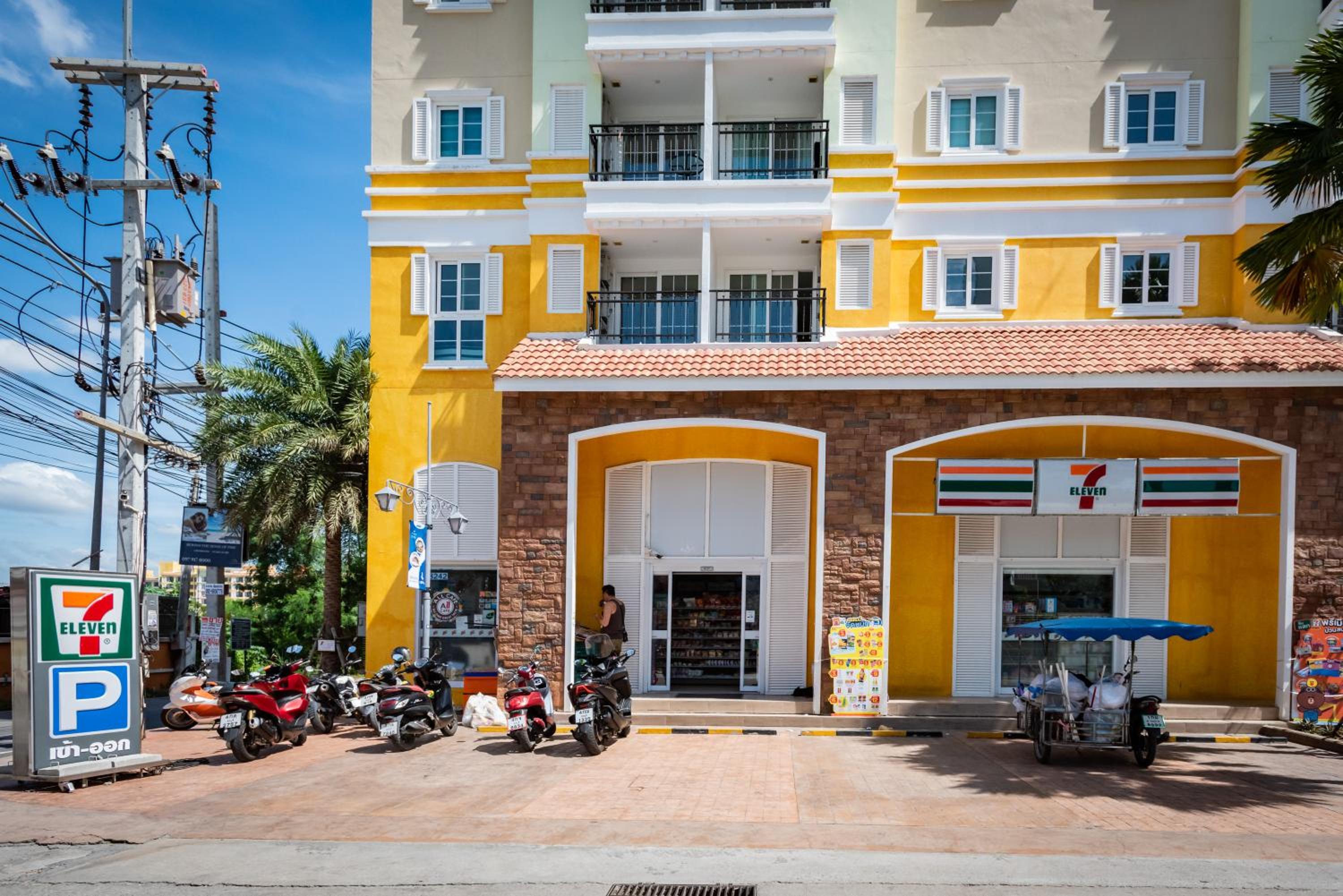 Nam Talay Condo