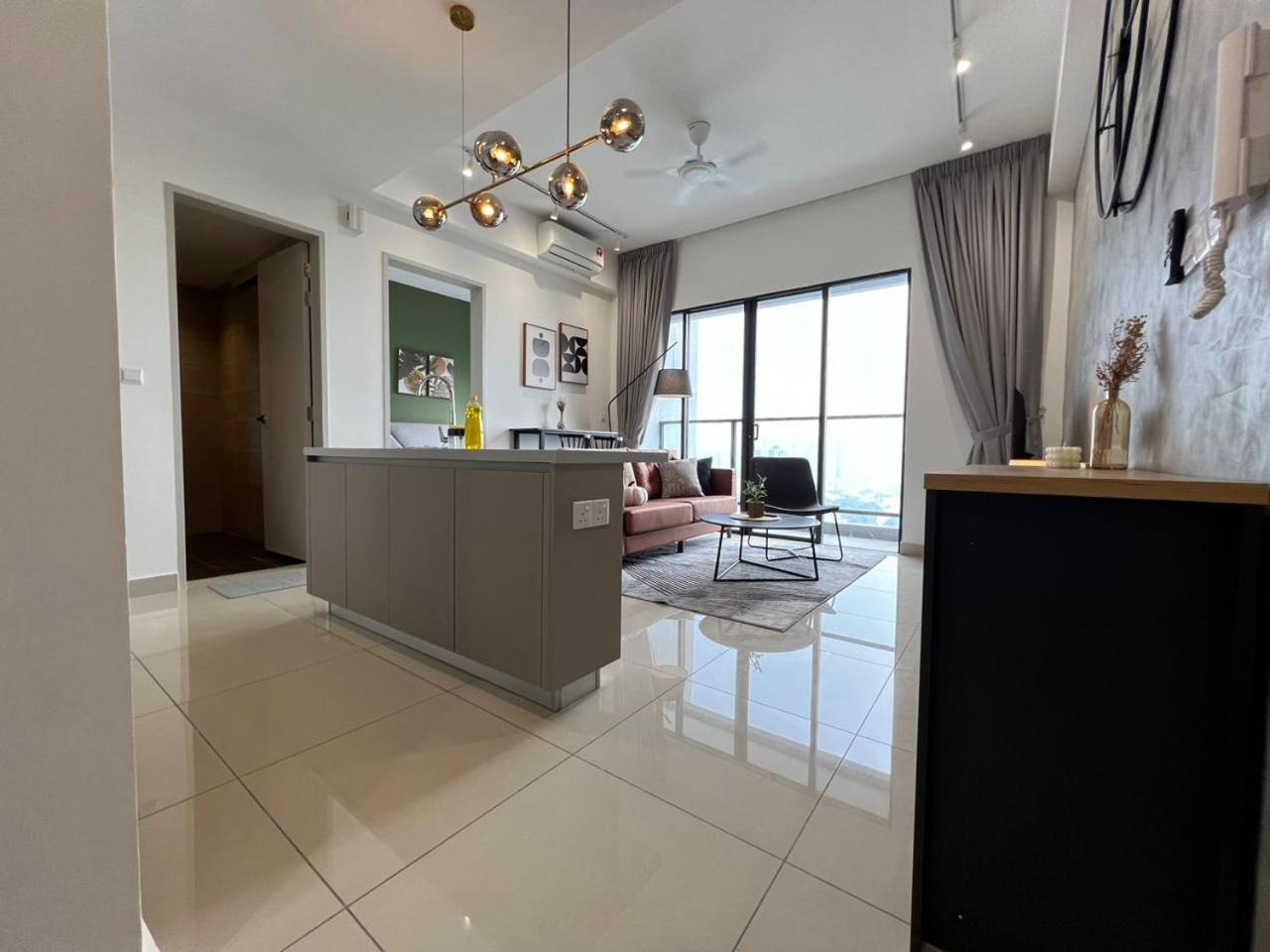 KLCity & KLCC View Modern Style 2R2B - 6 pax