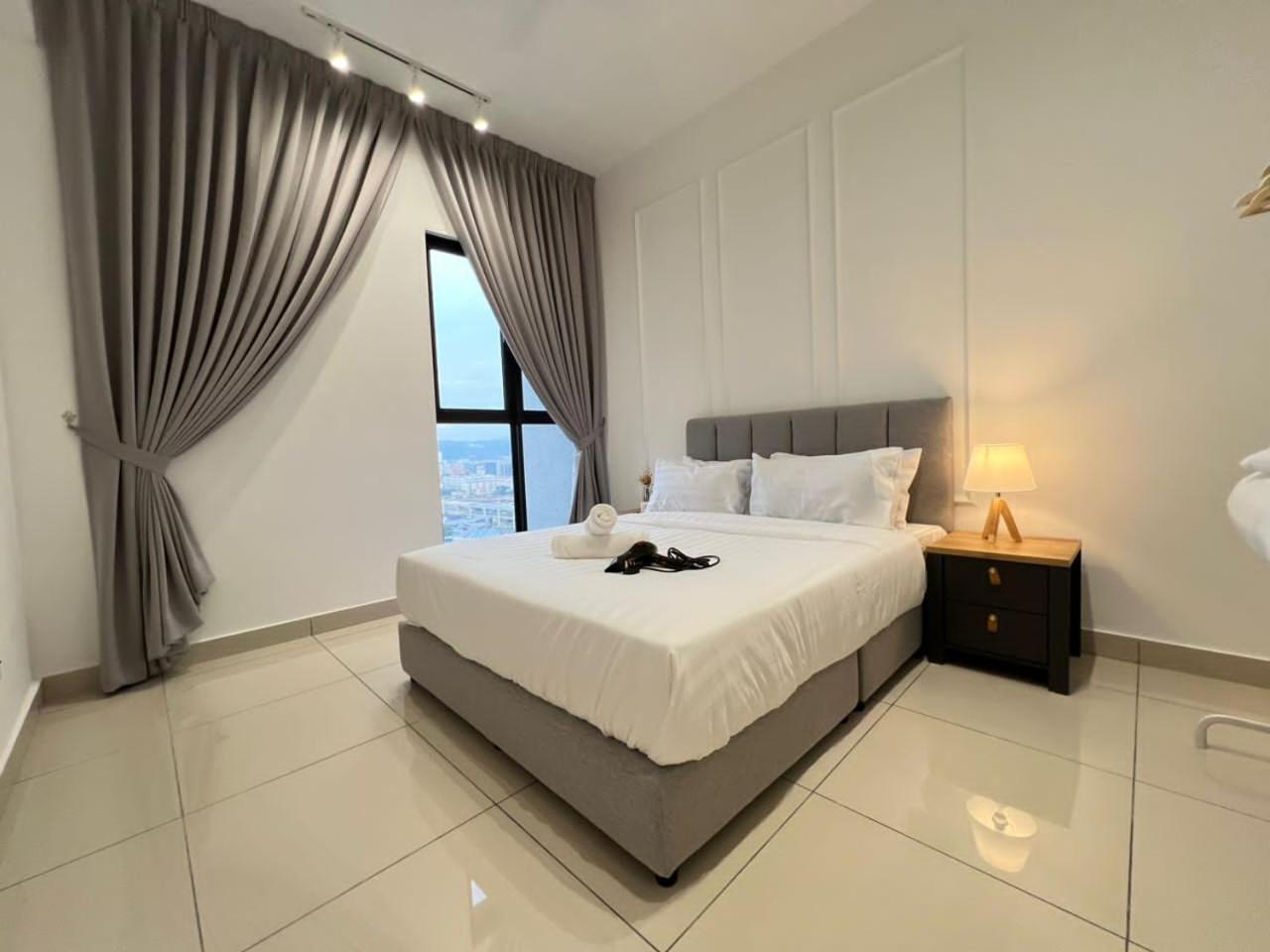 KLCity & KLCC View Modern Style 2R2B - 6 pax