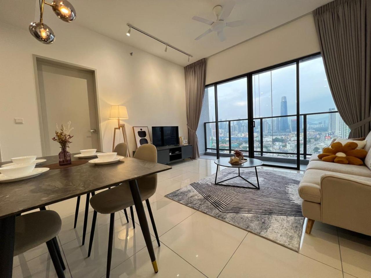 KLCity & KLCC View Modern Style 2R2B - 6 pax