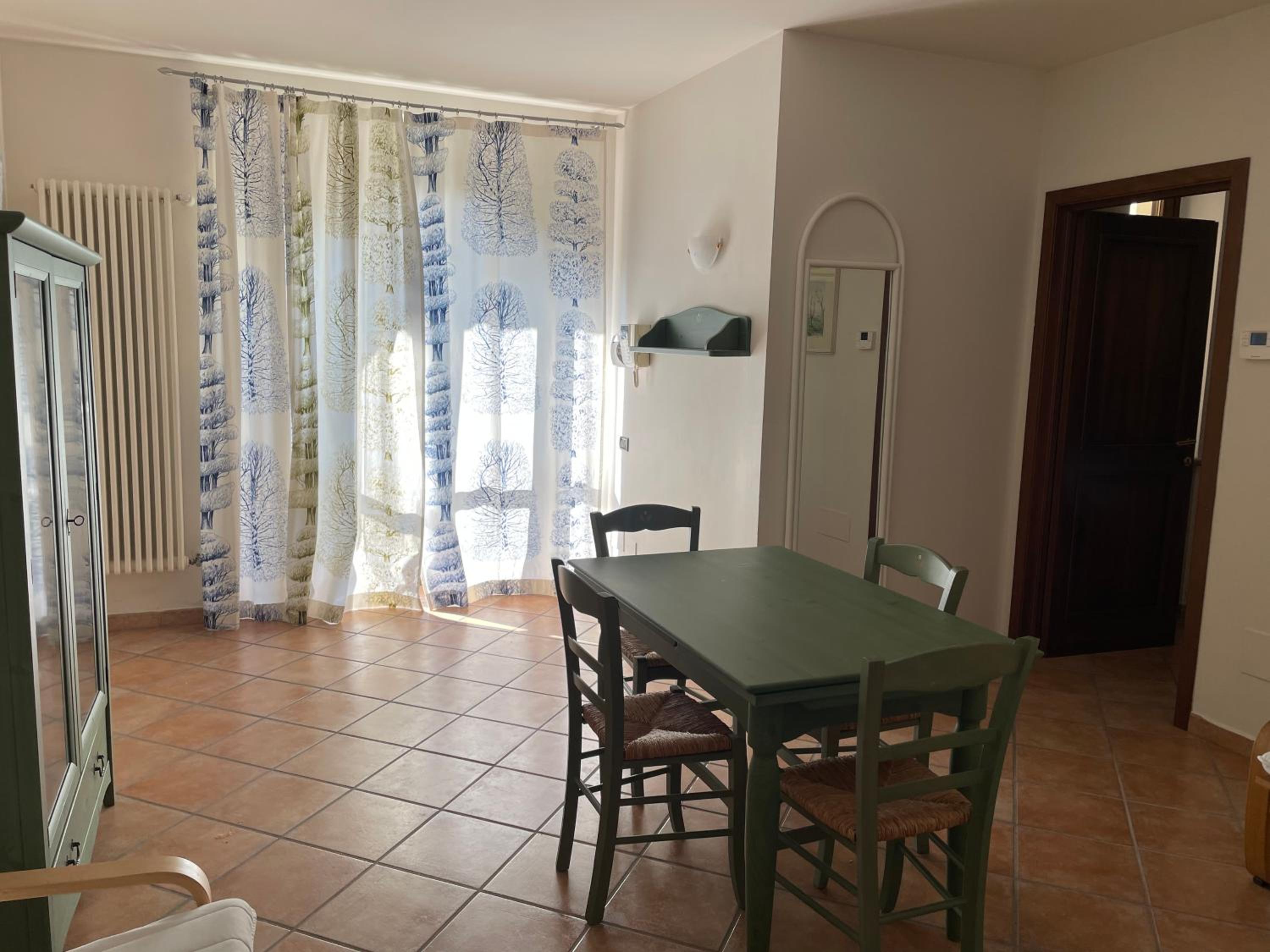 Alba Pompeia 2 photo 2