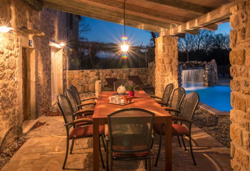 Romantic stone villa with pool and waterfall, in a quiet area - by Traveler tourist agency ID 2162 view 2
