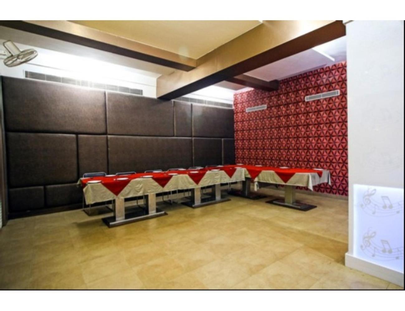 meeting & event spaces