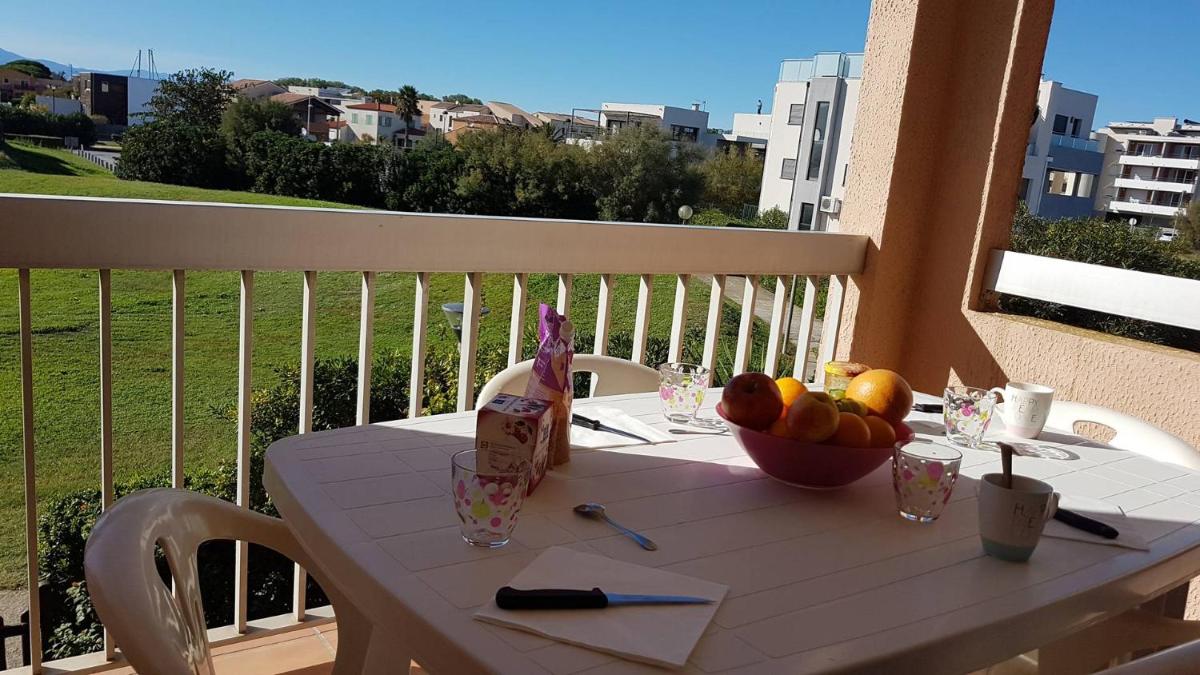 Cadre verdoyant proche mer pour ce T2 avec terrasse - 4CAR113