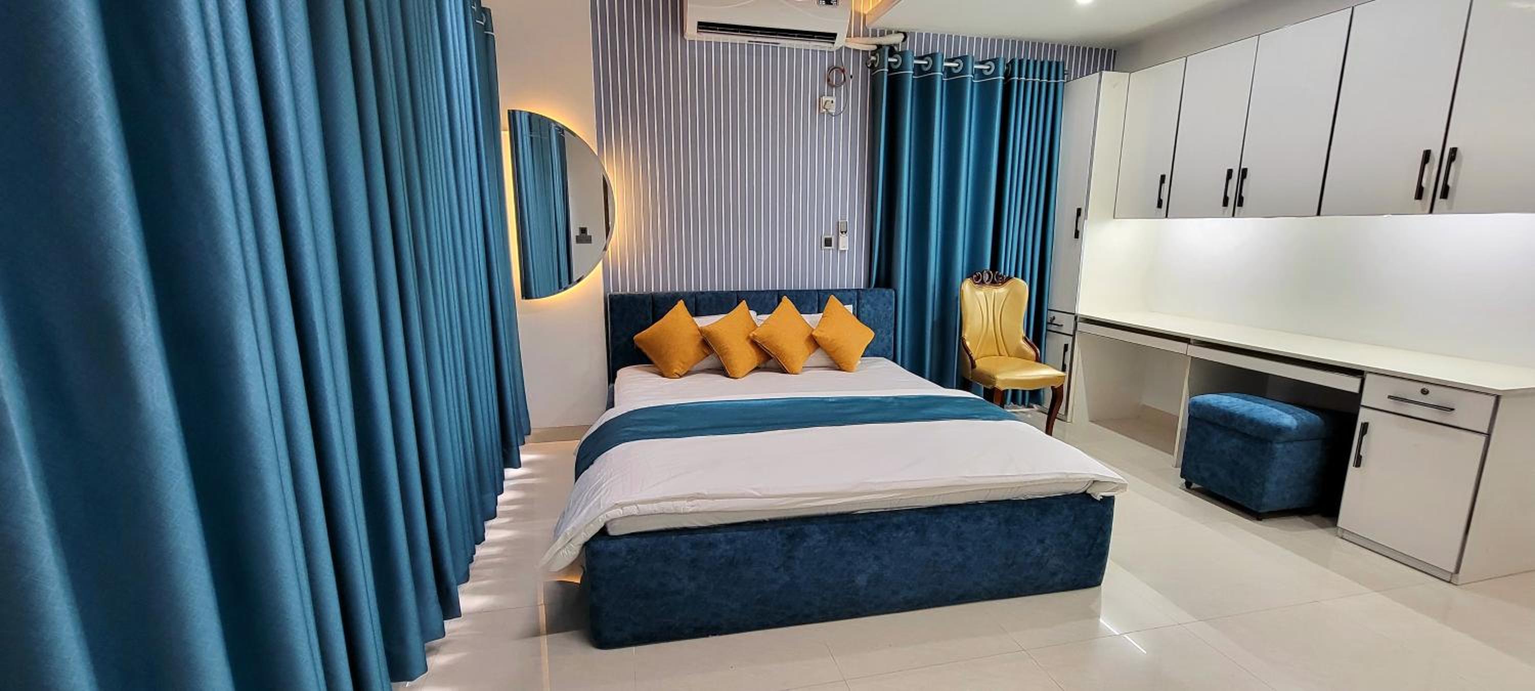 hotel room