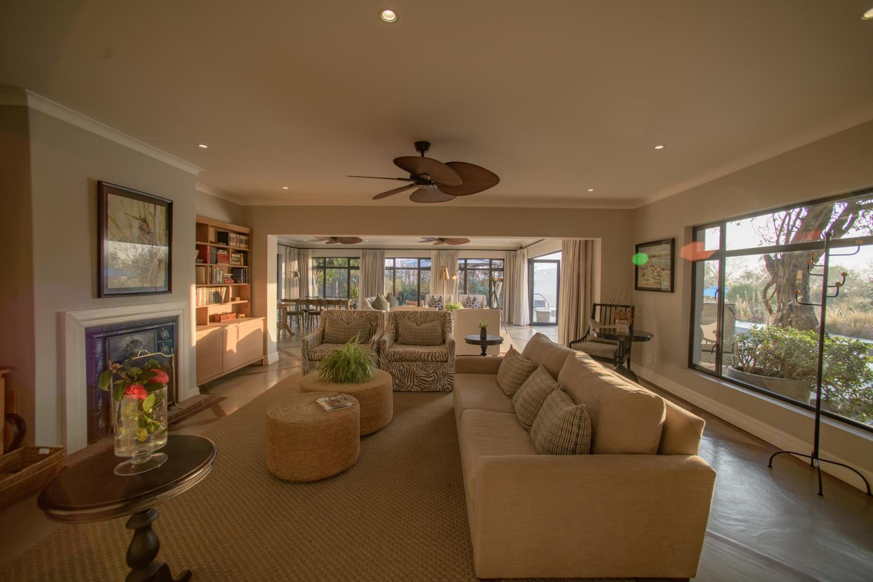 Valley Lodge - Babanango Game Reserve