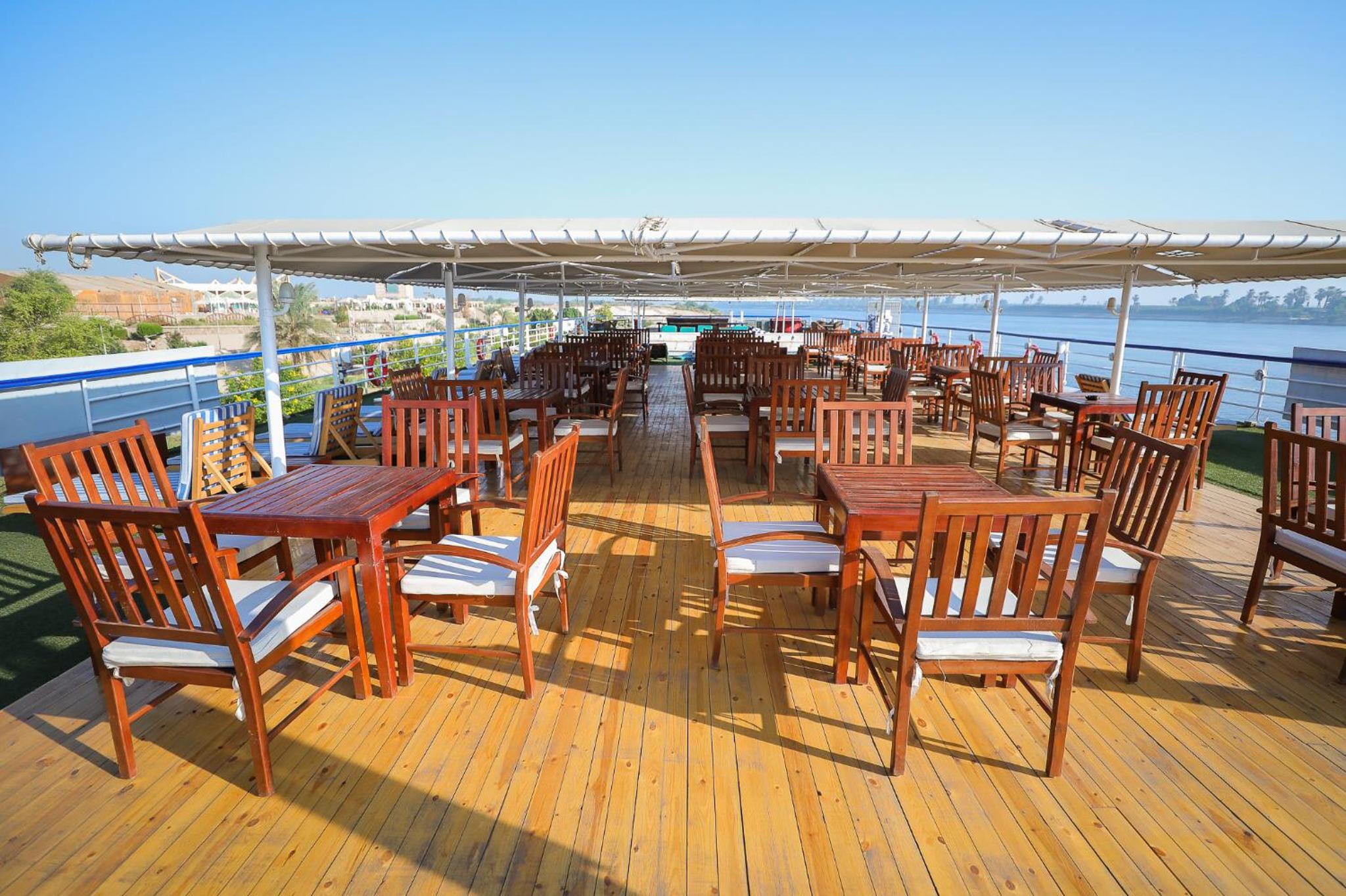 King of Thèbes, 5 Stars Nile Cruise from Luxor 4N Saturday to Wednesday, from Aswan 3N Wednesday to Saturday view 5