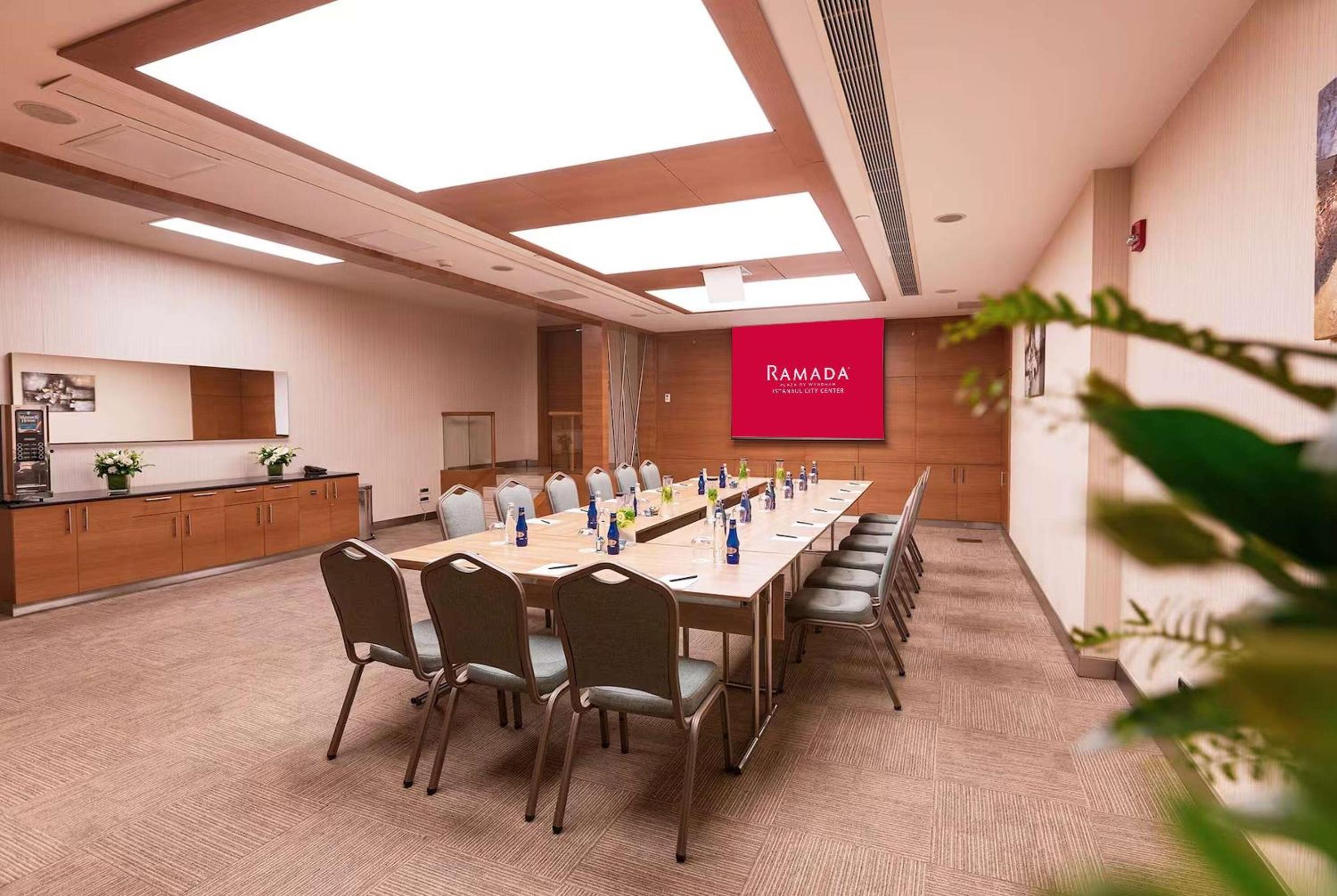Ramada Plaza By Wyndham İstanbul Şehir Merkezi - Image 20