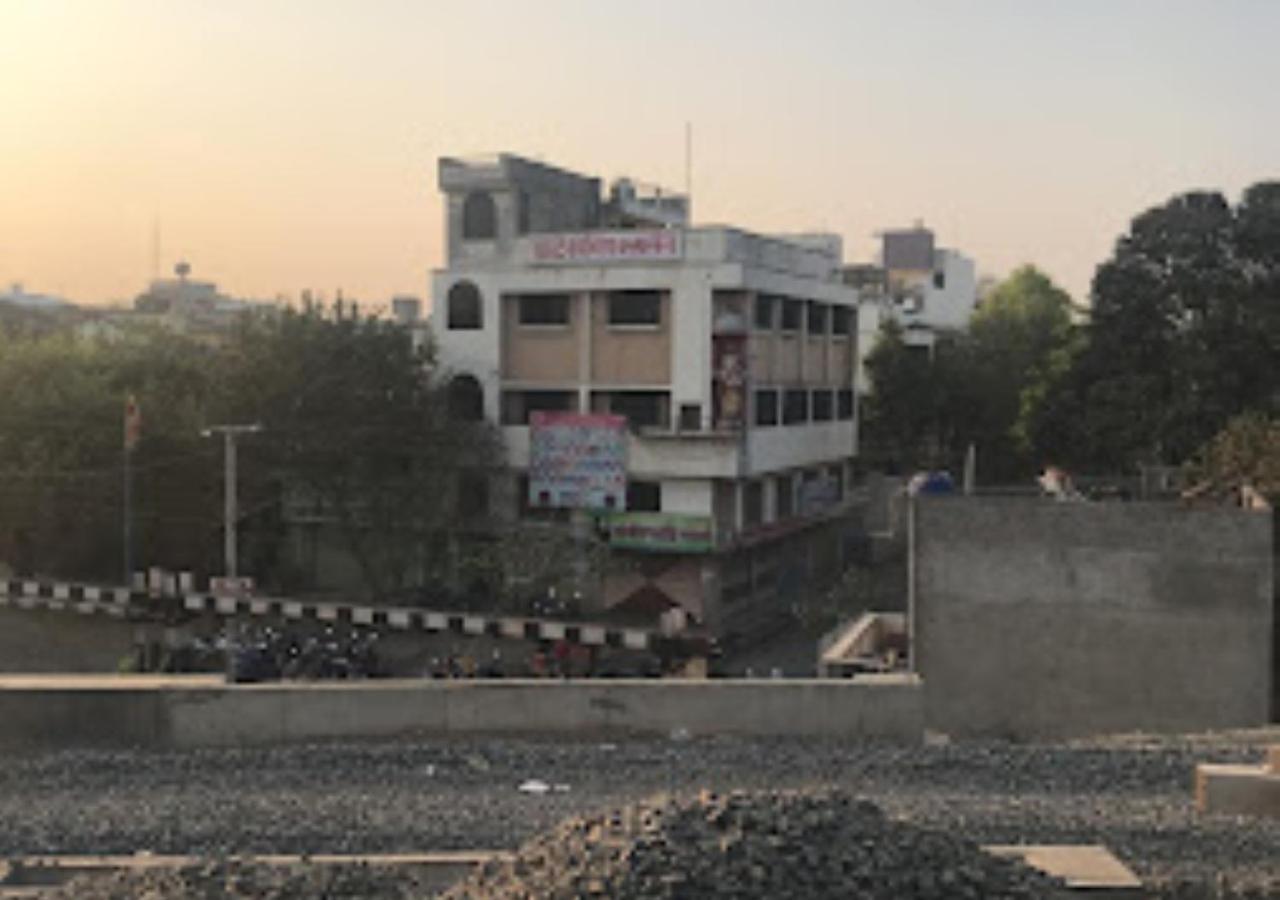 HOTEL MAAN RESIDENCY BHUSAWAL
