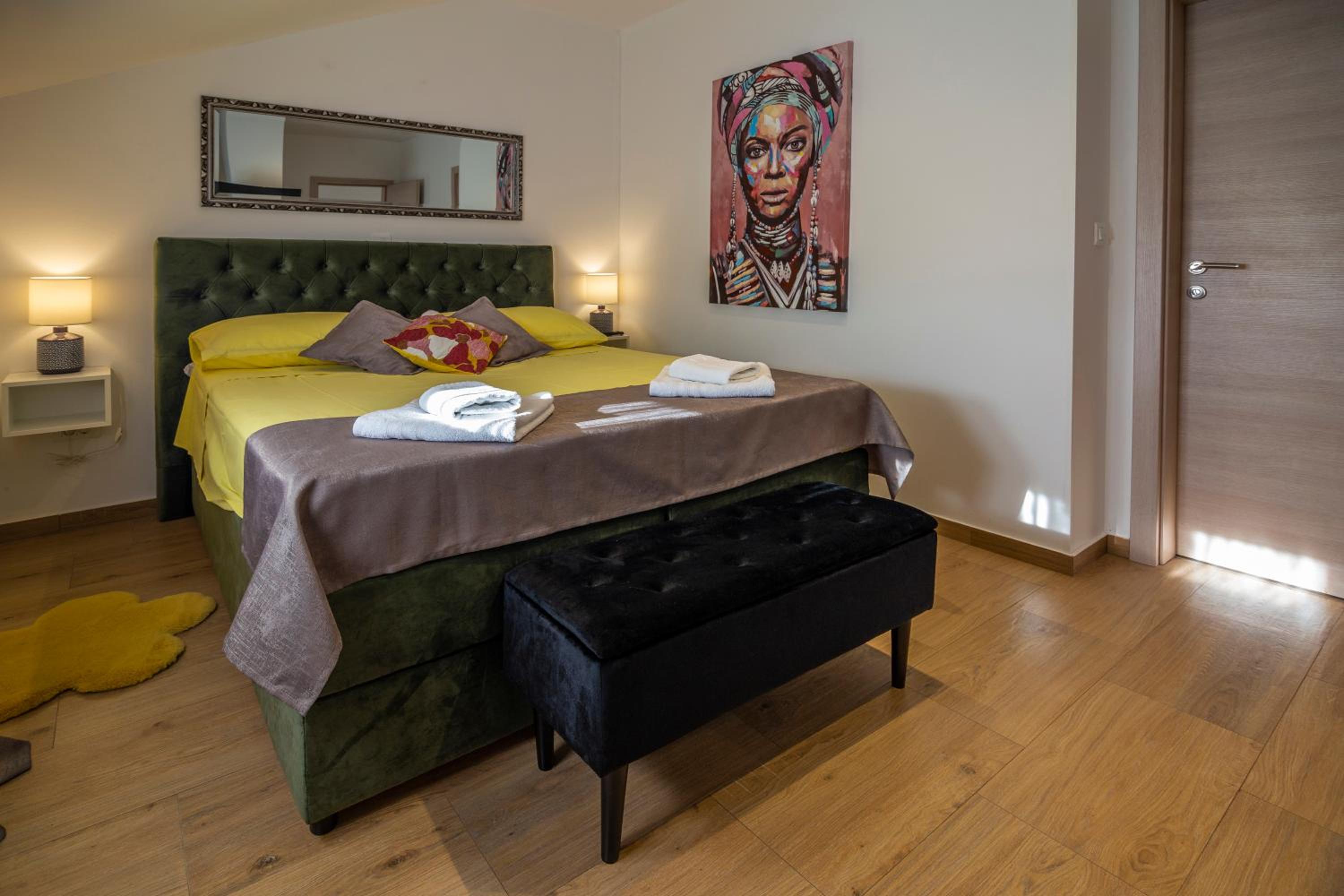 Photo 37