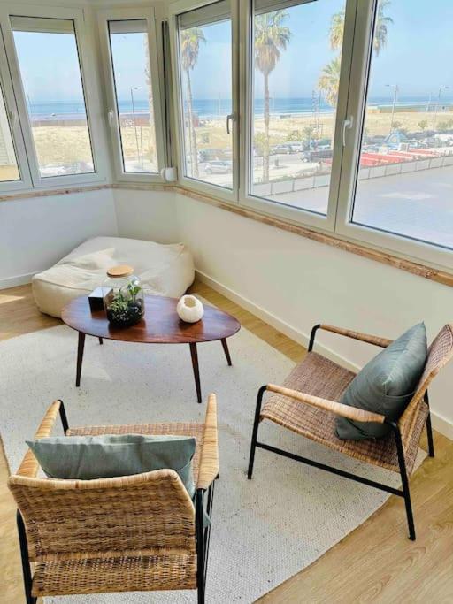 Surf Costa Caparica apartment 2 view 4