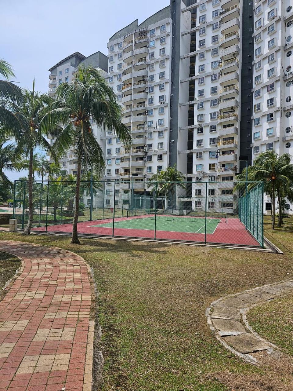 Newly refurbished Cozy PD Bayview Apartment with Ocean View photo 3
