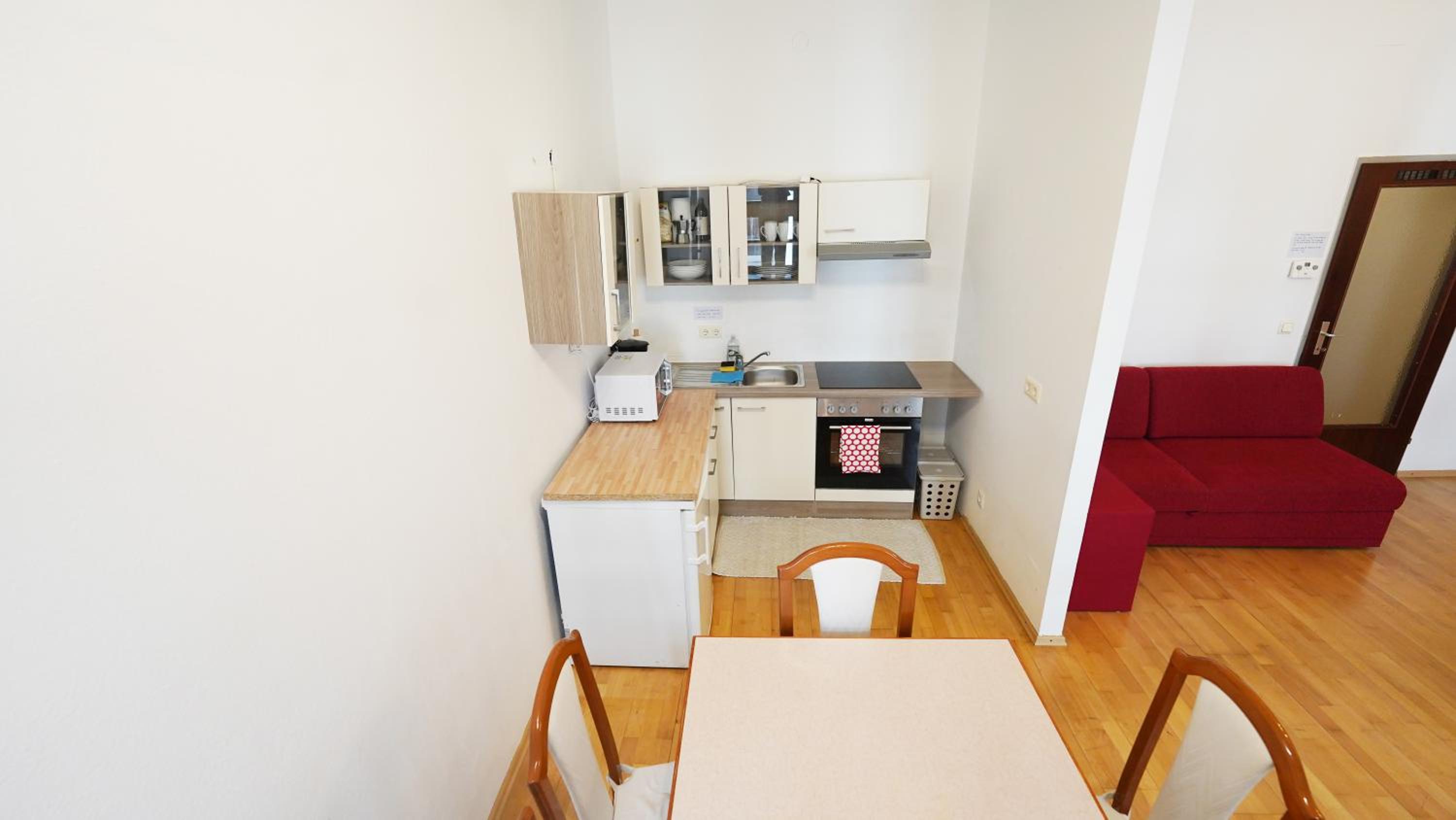 CozyNite Premium Apartment Hernals 1