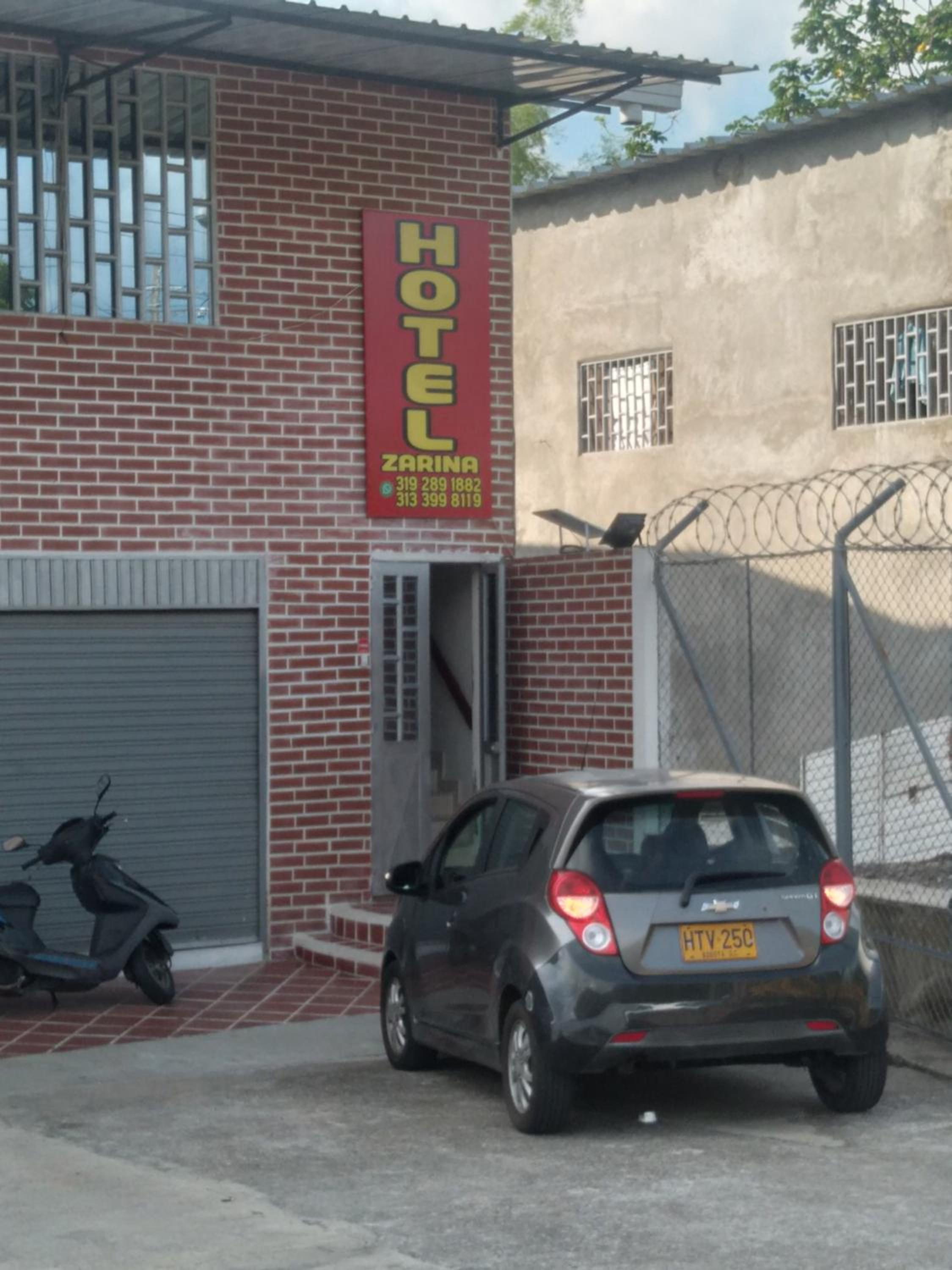 Hotel Zarina - Property Image 12