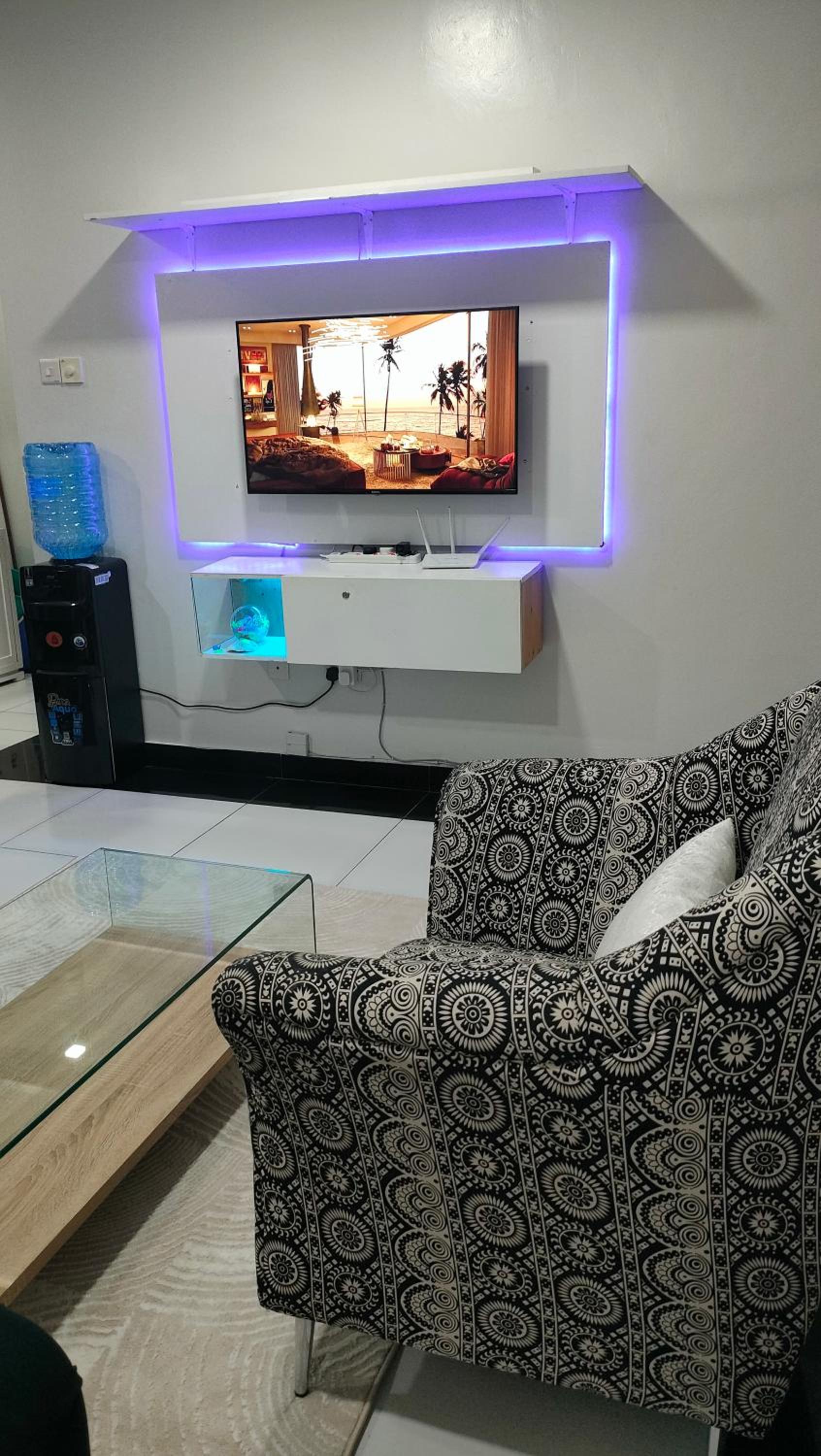 Crescent suites