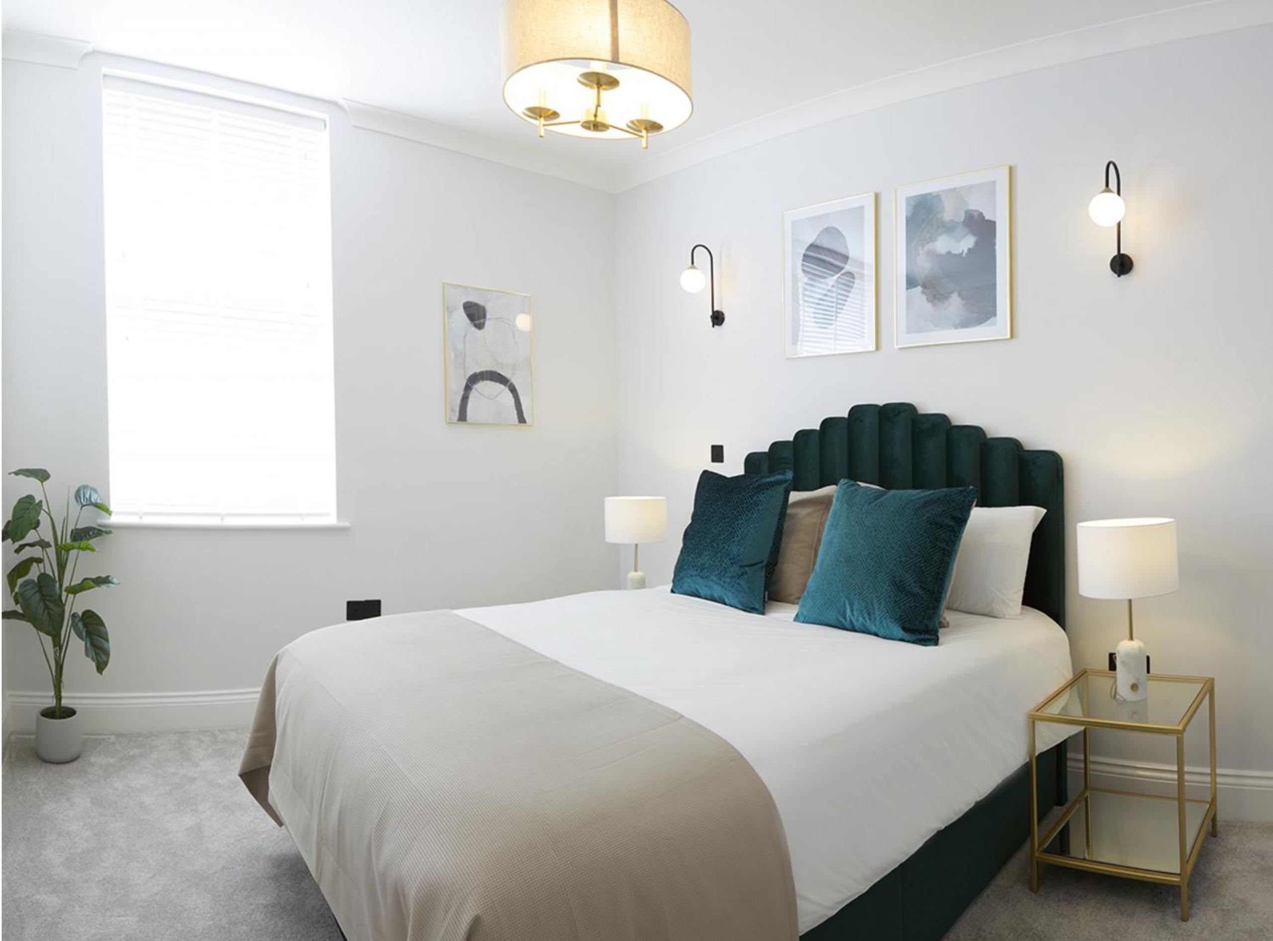 The Salisbury - Luxury Apartments by Stay In Scarborough view 5