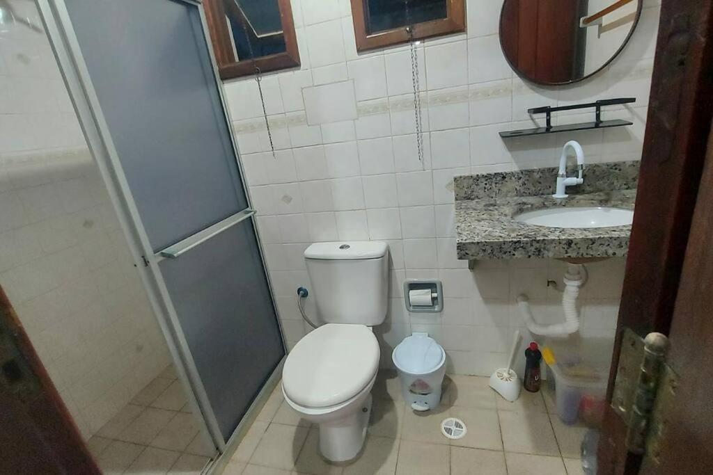 Linda casa beira mar com piscina privativa próximo a Guarajuba