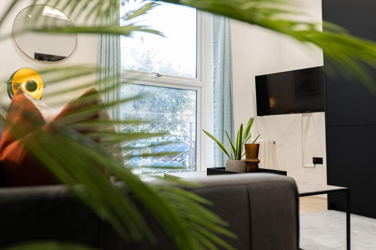 One & Two Bedroom Apartments near Holloway Train Station by Sojo
