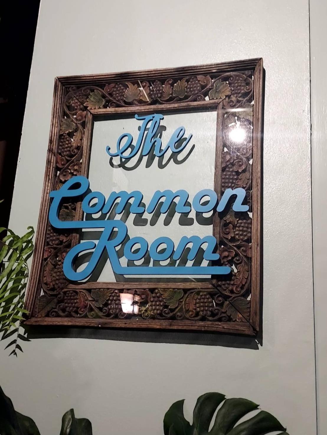 The Commonroom CNX