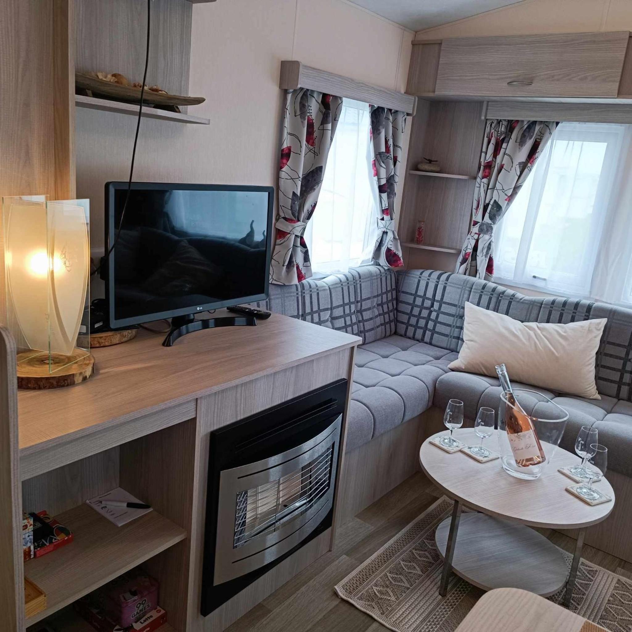 Caravan Aan Zee Arnani