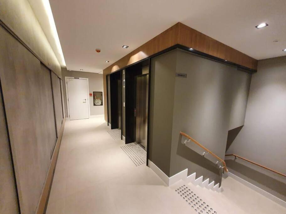 Apartamento 2 Suítes com piscina e churrasqueira, ao lado da UFSC