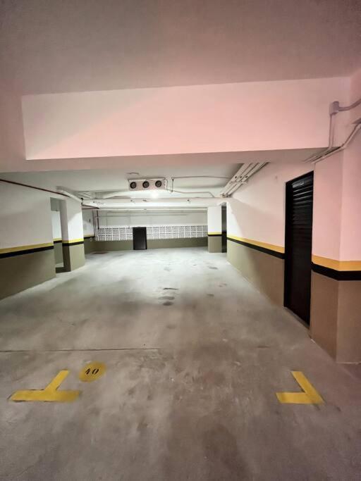 Apartamento 2 Suítes com piscina e churrasqueira, ao lado da UFSC