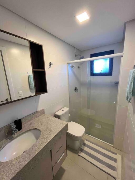 Apartamento 2 Suítes com piscina e churrasqueira, ao lado da UFSC