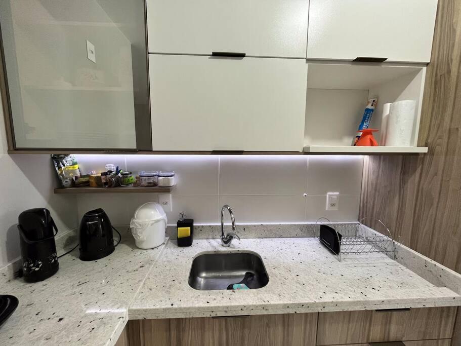 Apartamento 2 Suítes com piscina e churrasqueira, ao lado da UFSC
