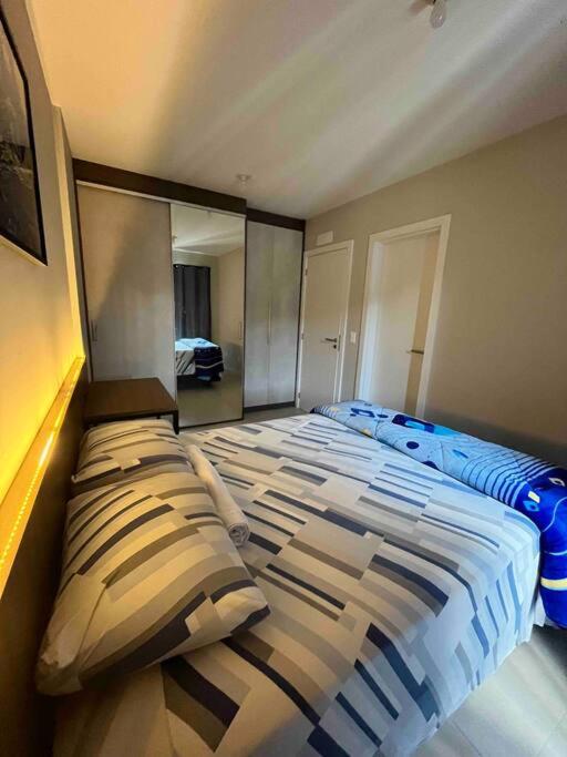 Apartamento 2 Suítes com piscina e churrasqueira, ao lado da UFSC