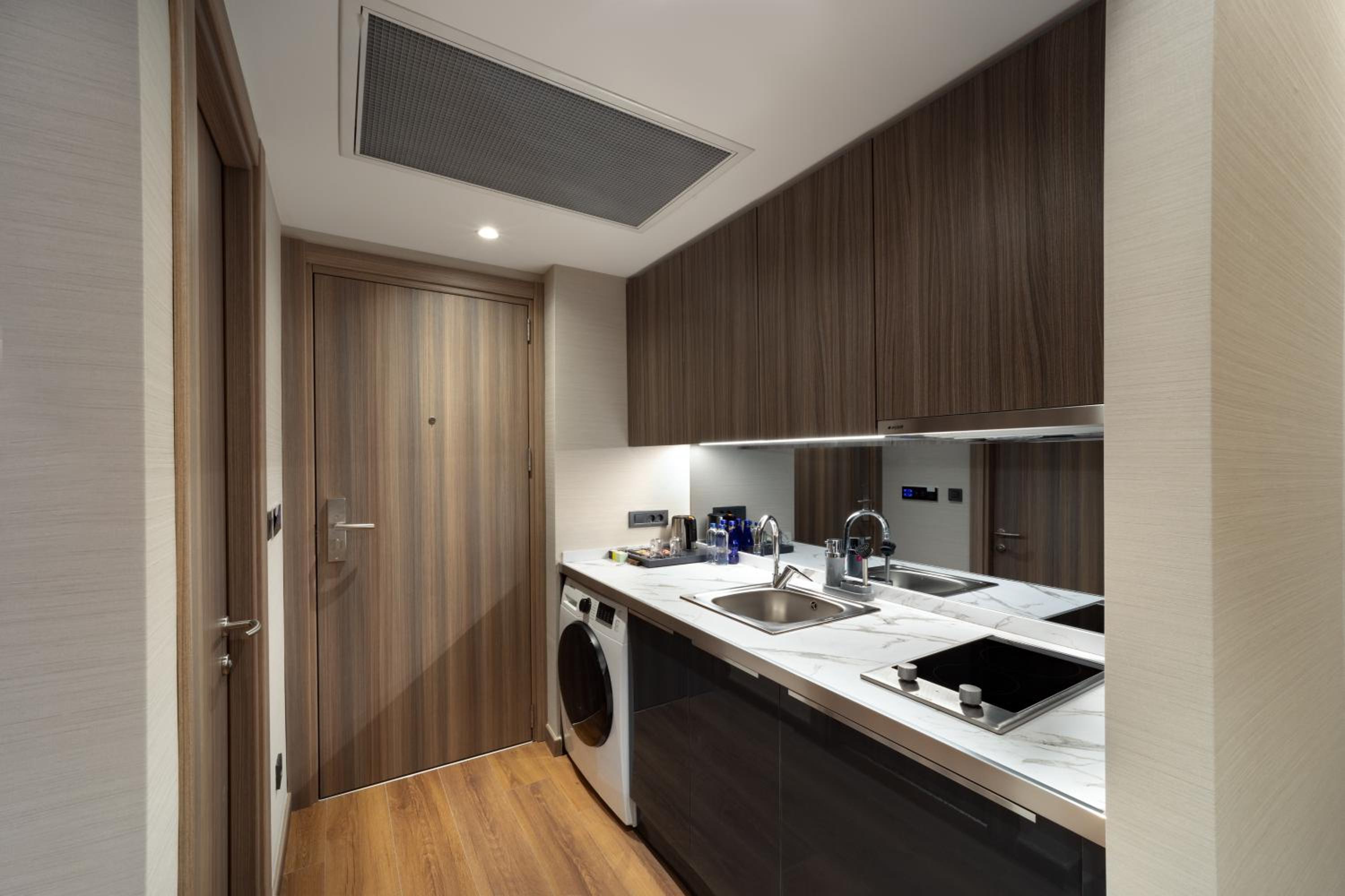 Nish Palace Beşiktaş - Image 17