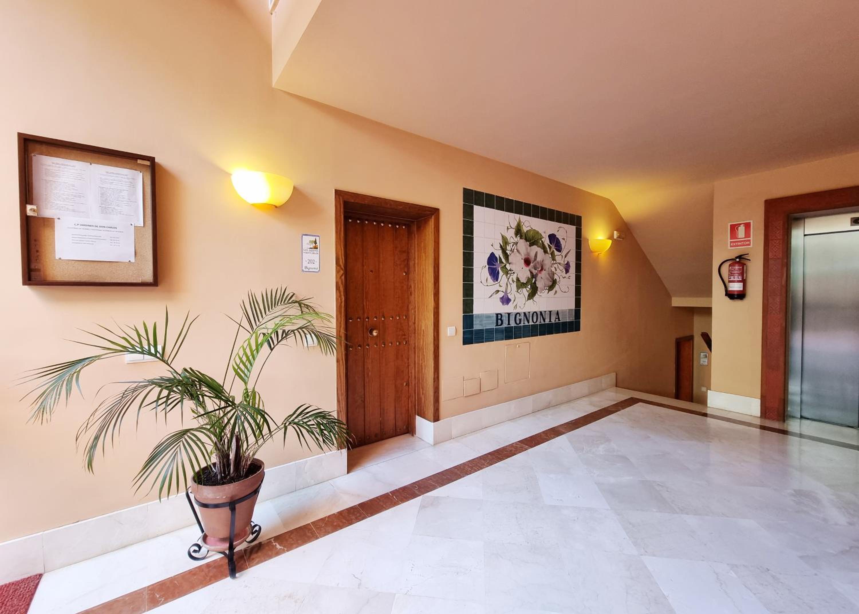 Luxury Apartment in Jardines De Don Carlos