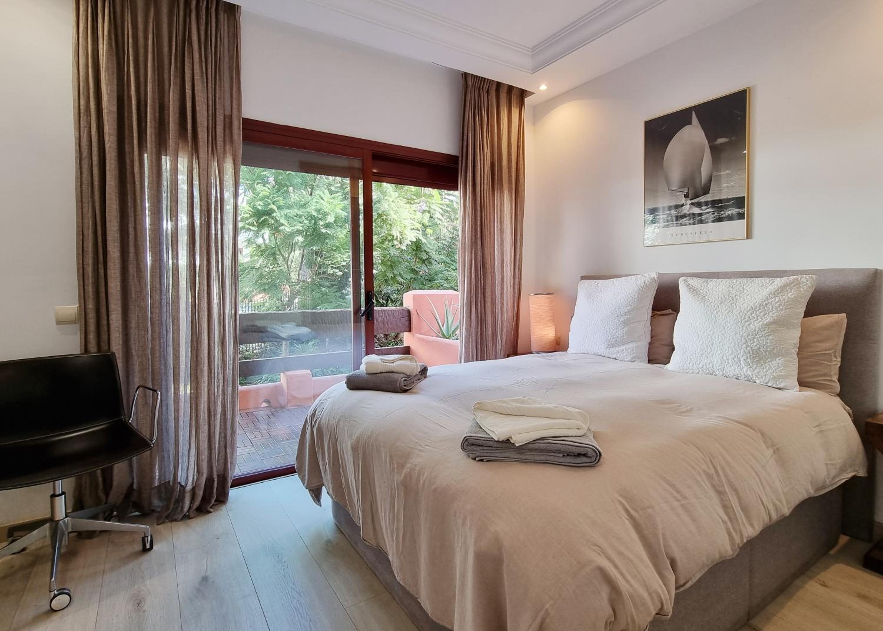 Luxury Apartment in Jardines De Don Carlos