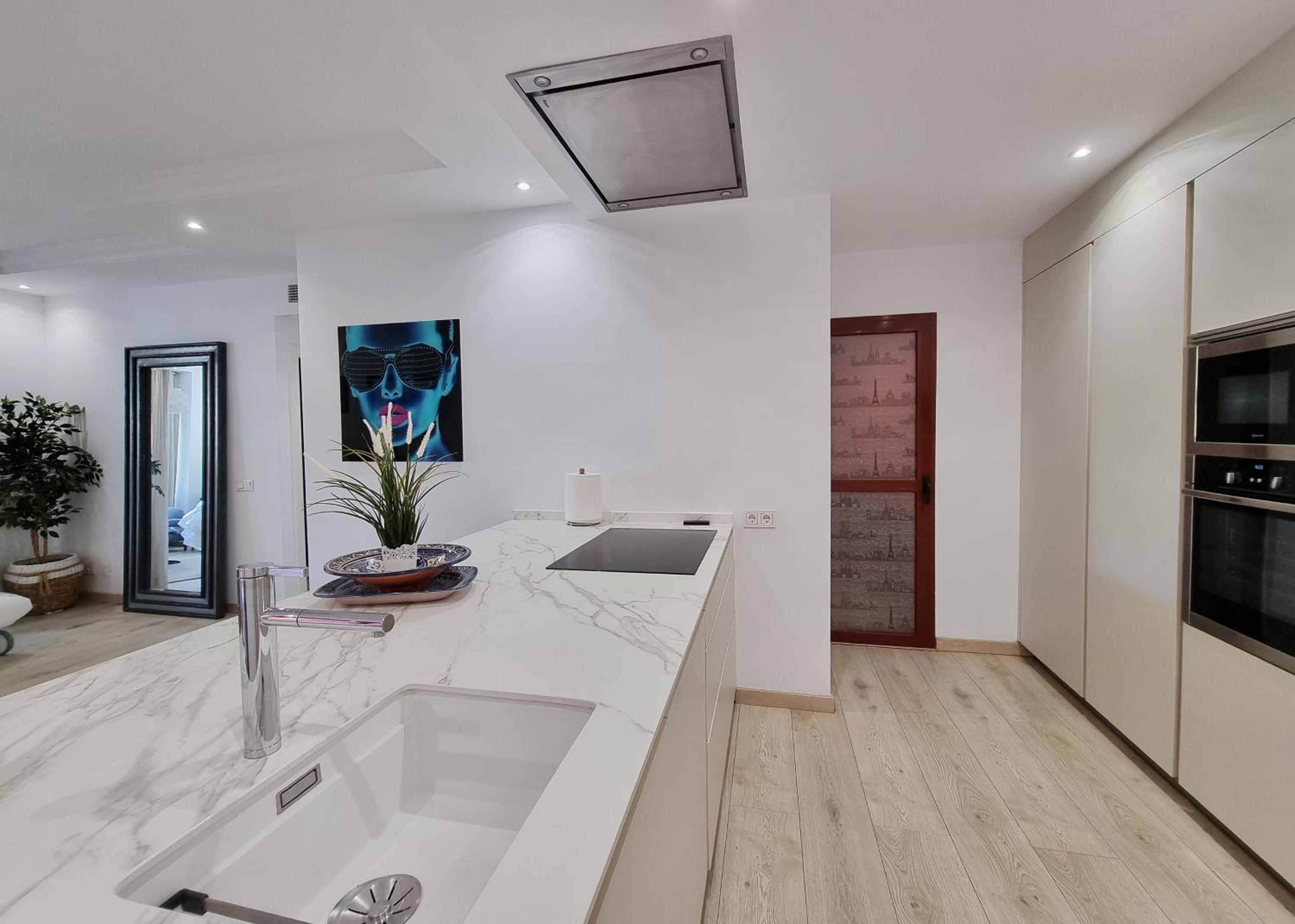 Luxury Apartment in Jardines De Don Carlos
