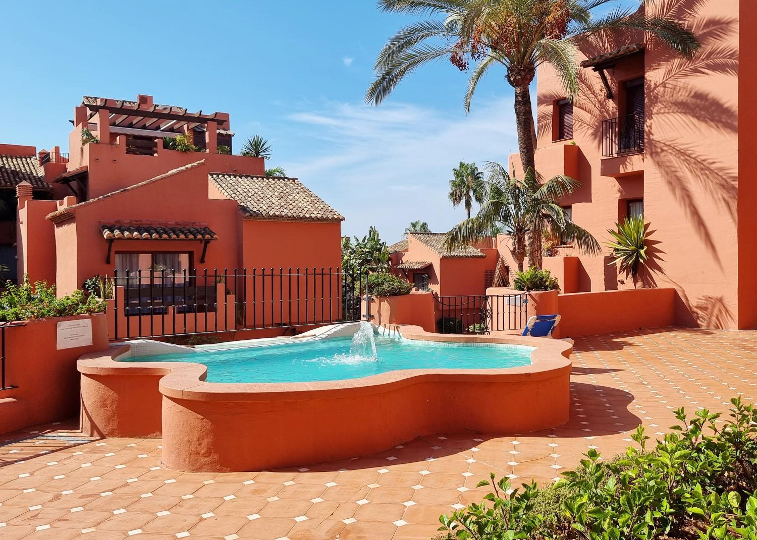 Luxury Apartment in Jardines De Don Carlos