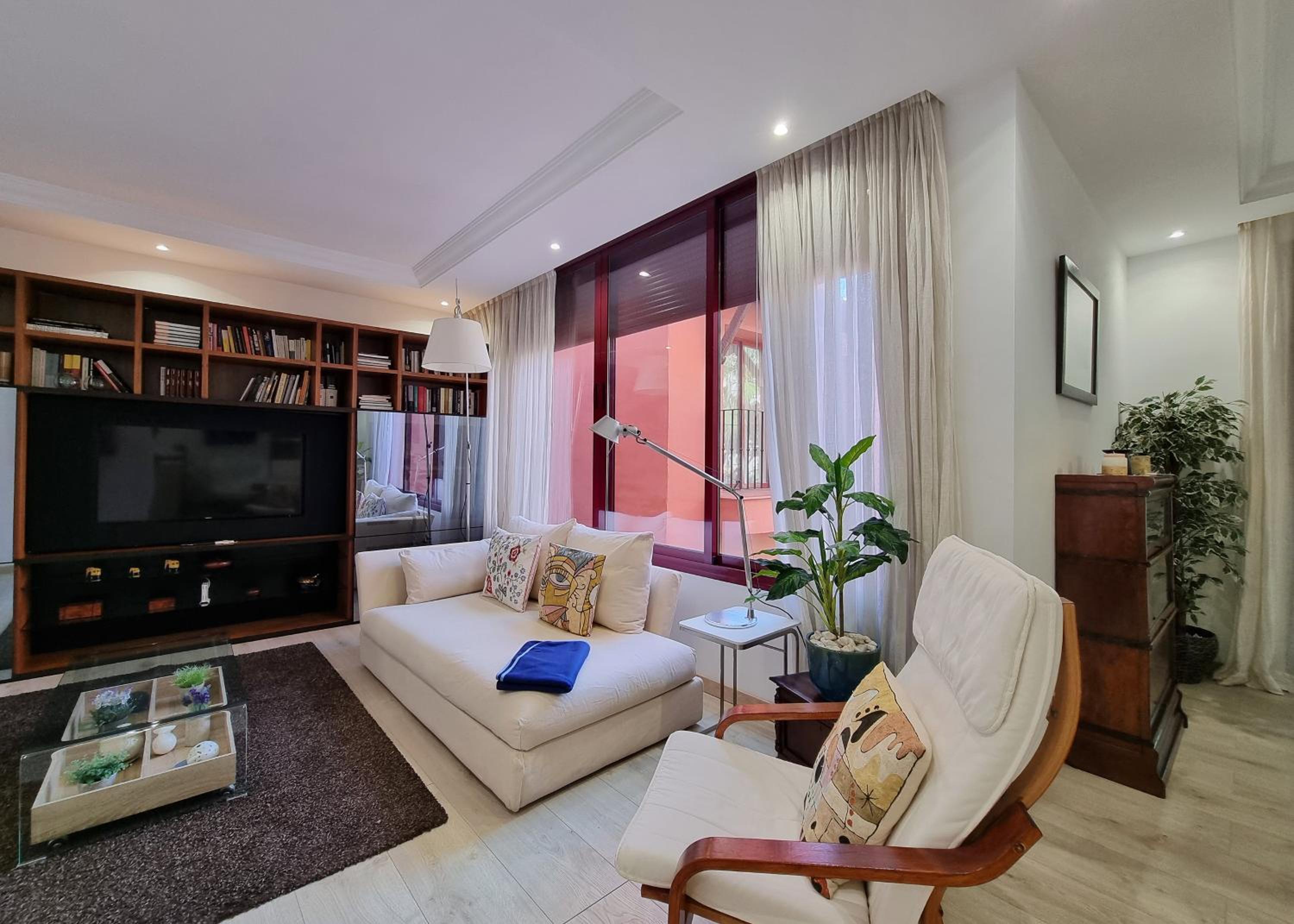 Luxury Apartment in Jardines De Don Carlos