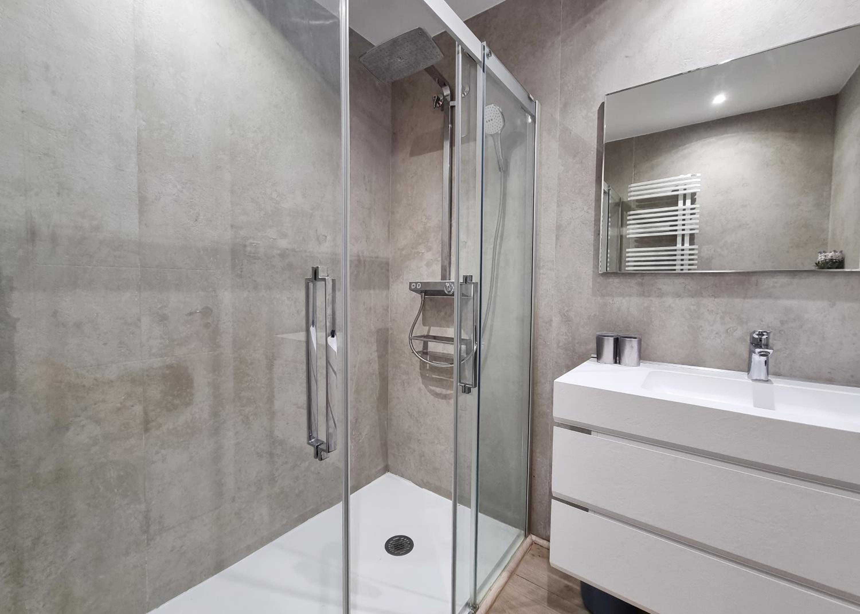 Luxury Apartment in Jardines De Don Carlos
