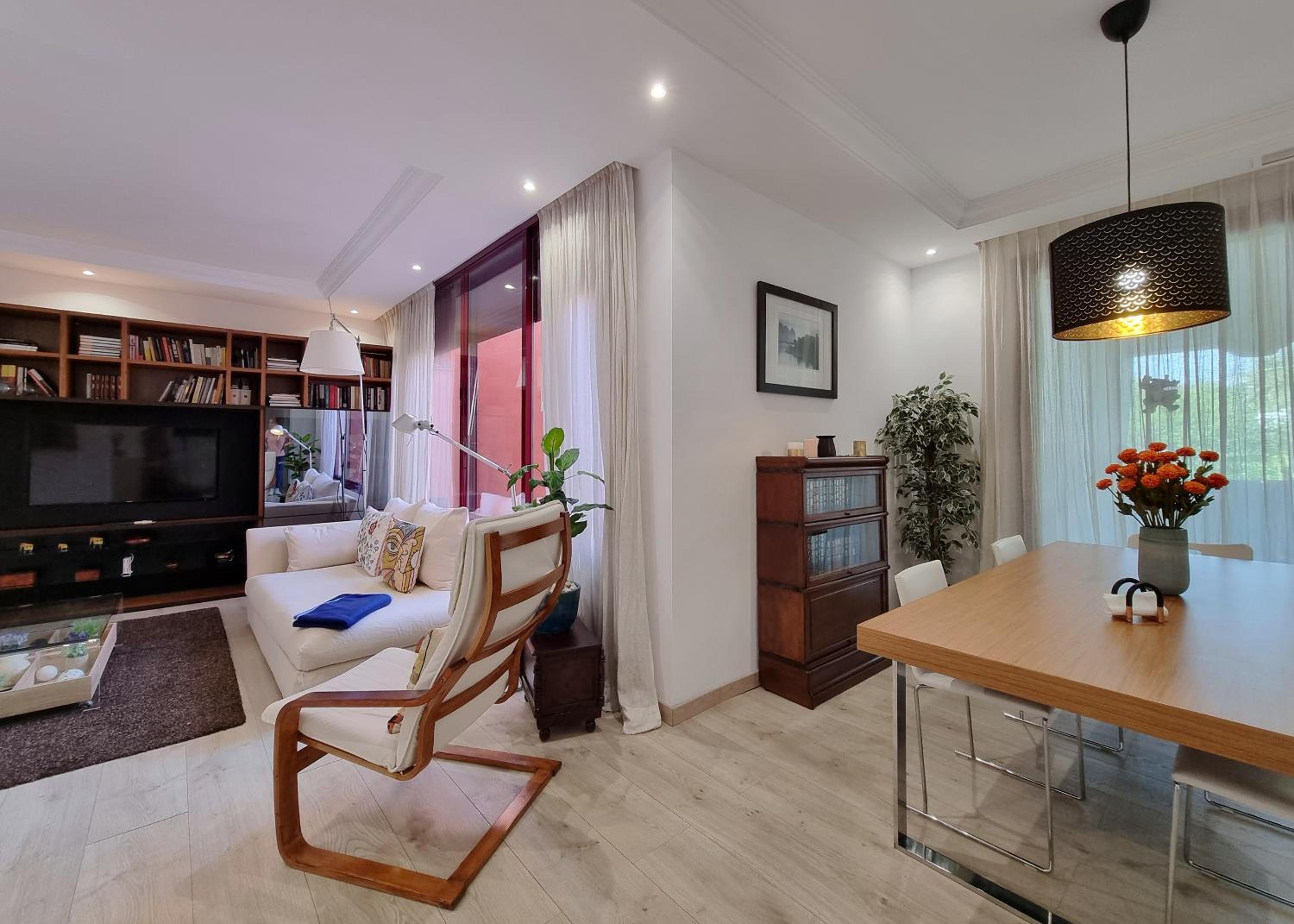 Luxury Apartment in Jardines De Don Carlos