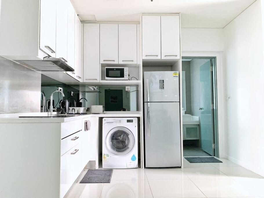 Mercu Summer Suites KLCC 2BR Pastel Rose