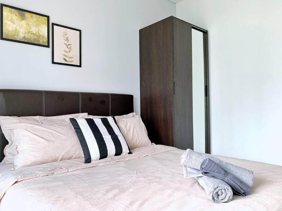 Mercu Summer Suites KLCC 2BR Pastel Rose