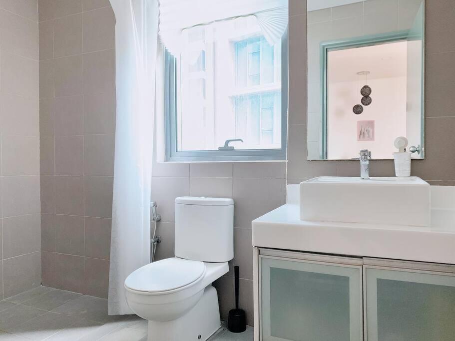 Mercu Summer Suites KLCC 2BR Pastel Rose