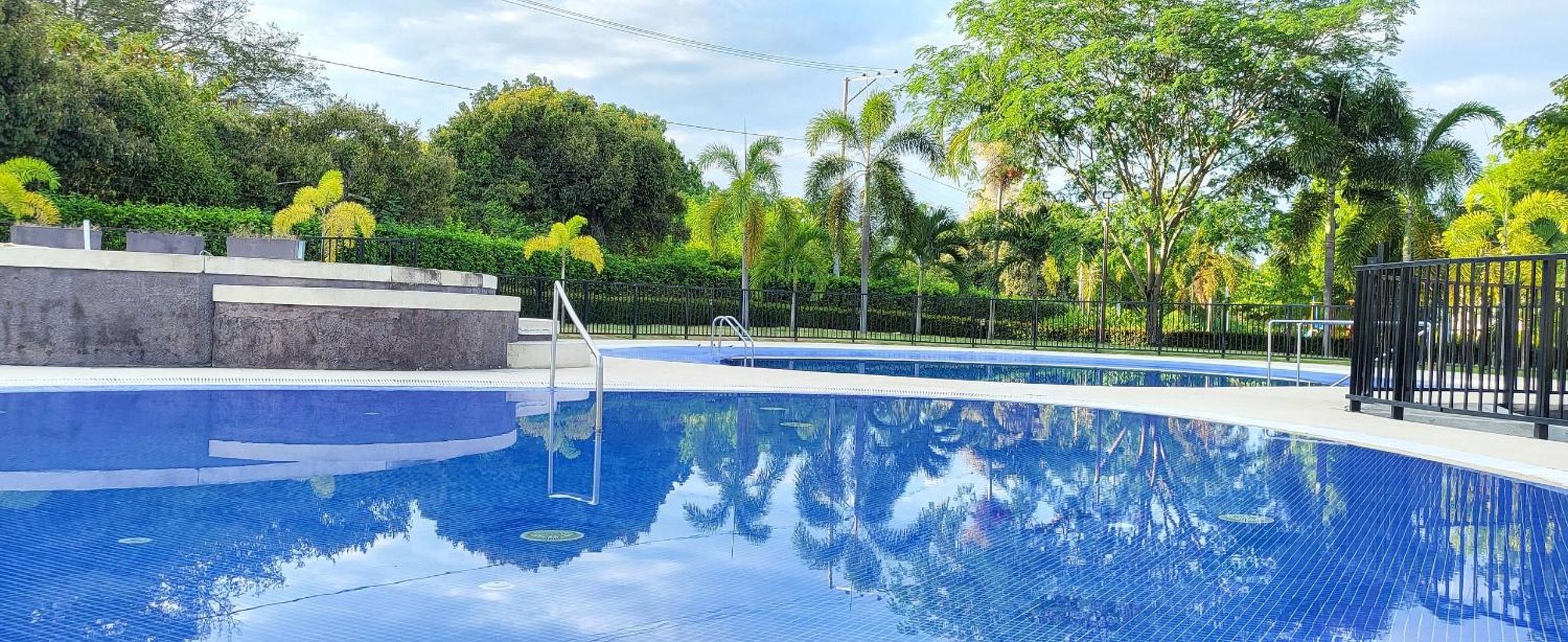 Encantadora CASA Piscina priv, Aire Acon, Wi-fi TV