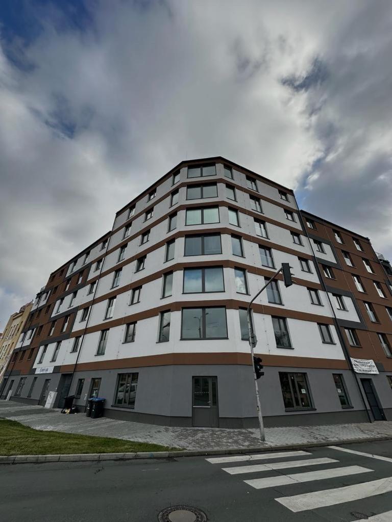 Sky apartments 504