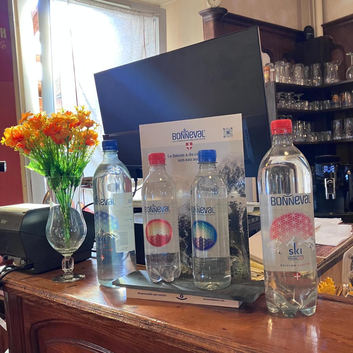 bar