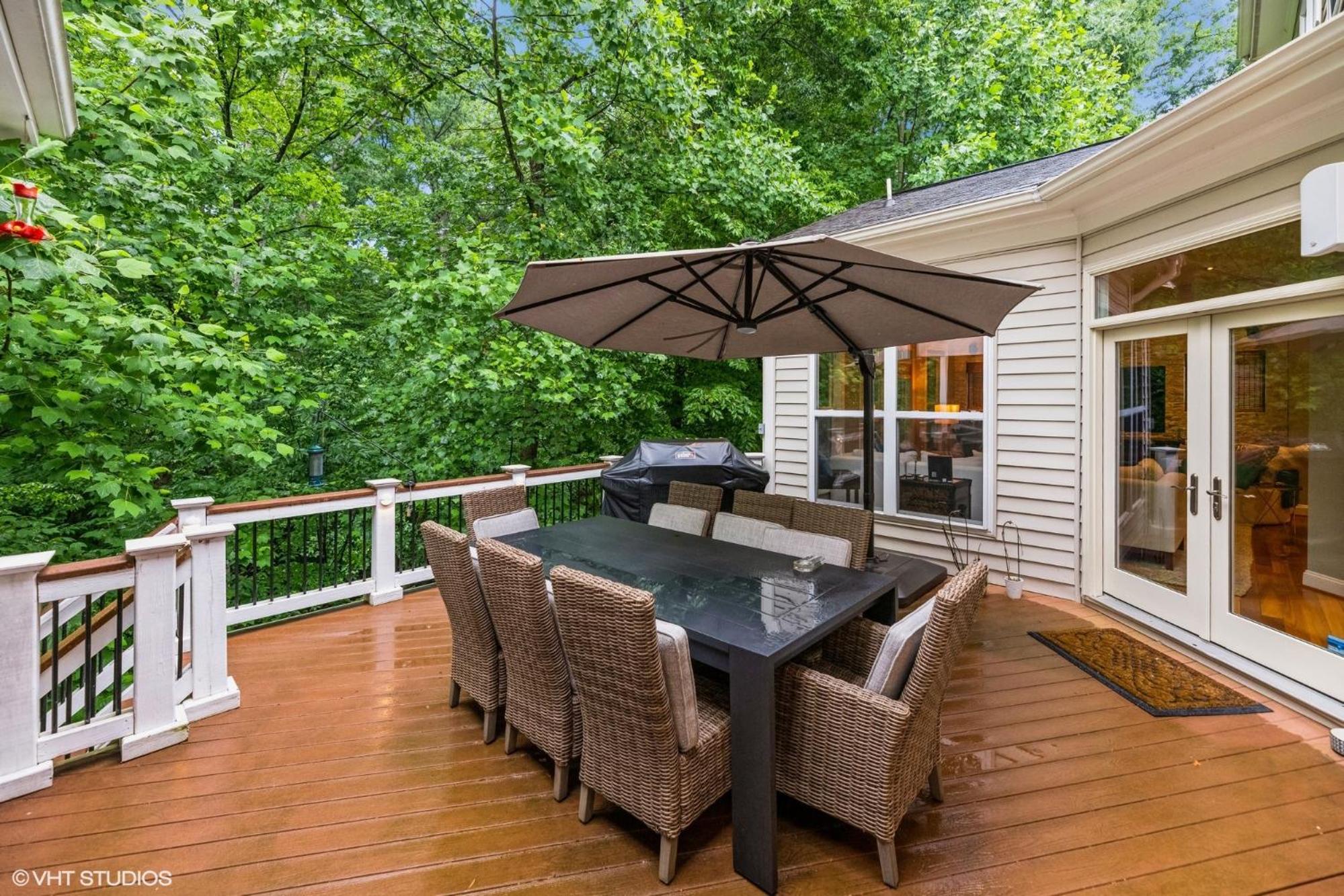 Luxury Retreat with Family Feel: Perfect Getaway! view 3