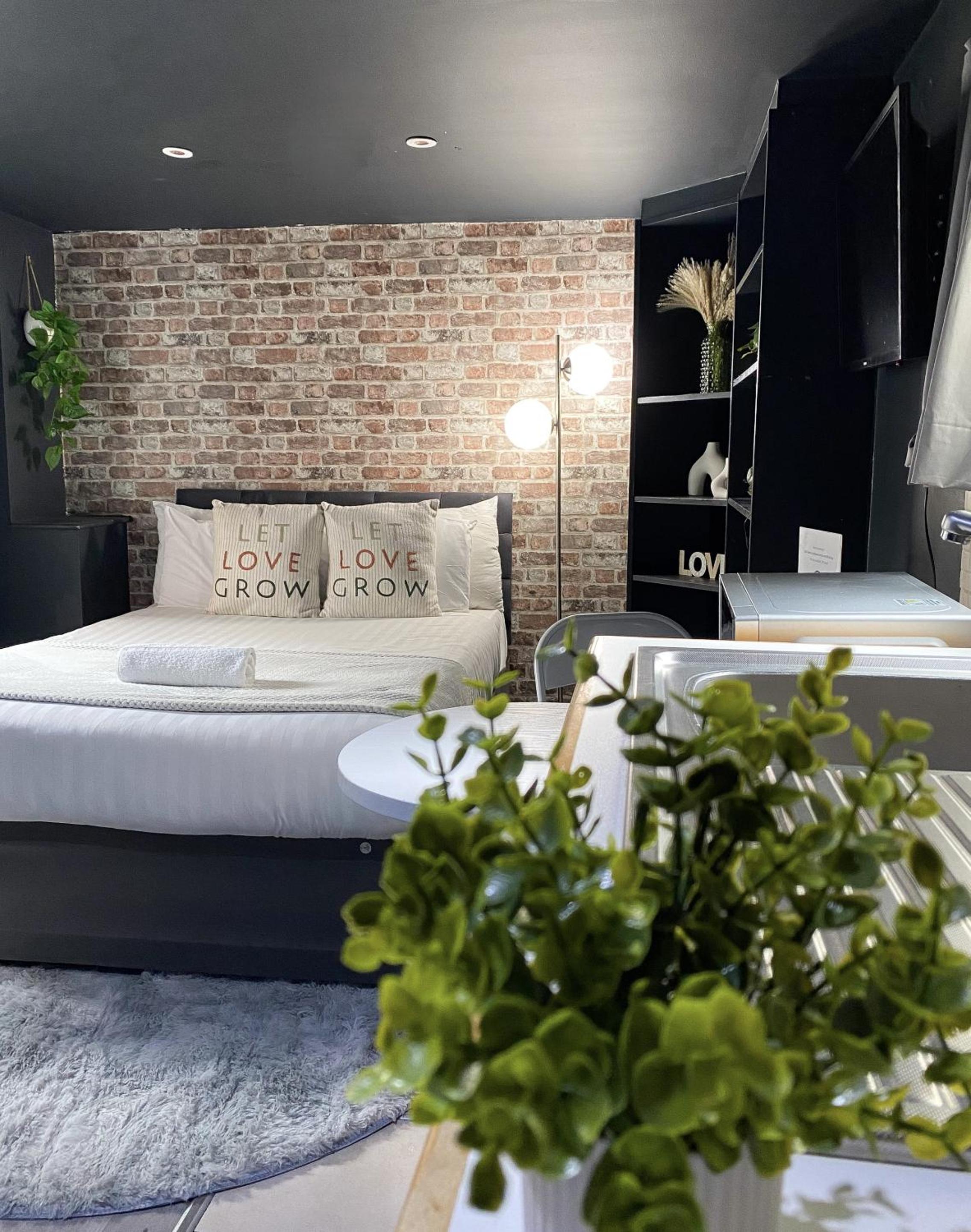 Modern Studios Close To Hyde Park