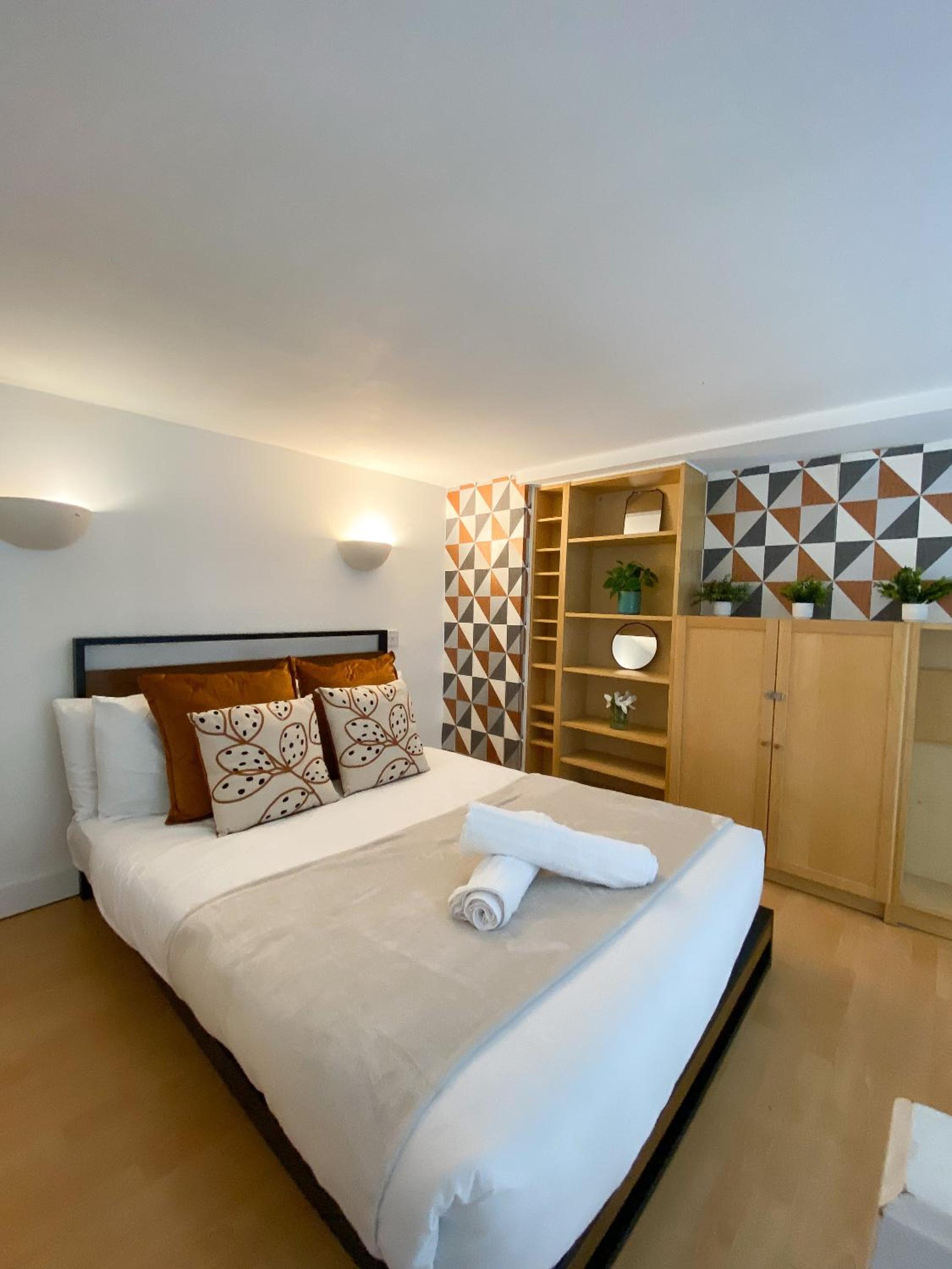 Modern Studios Close To Hyde Park