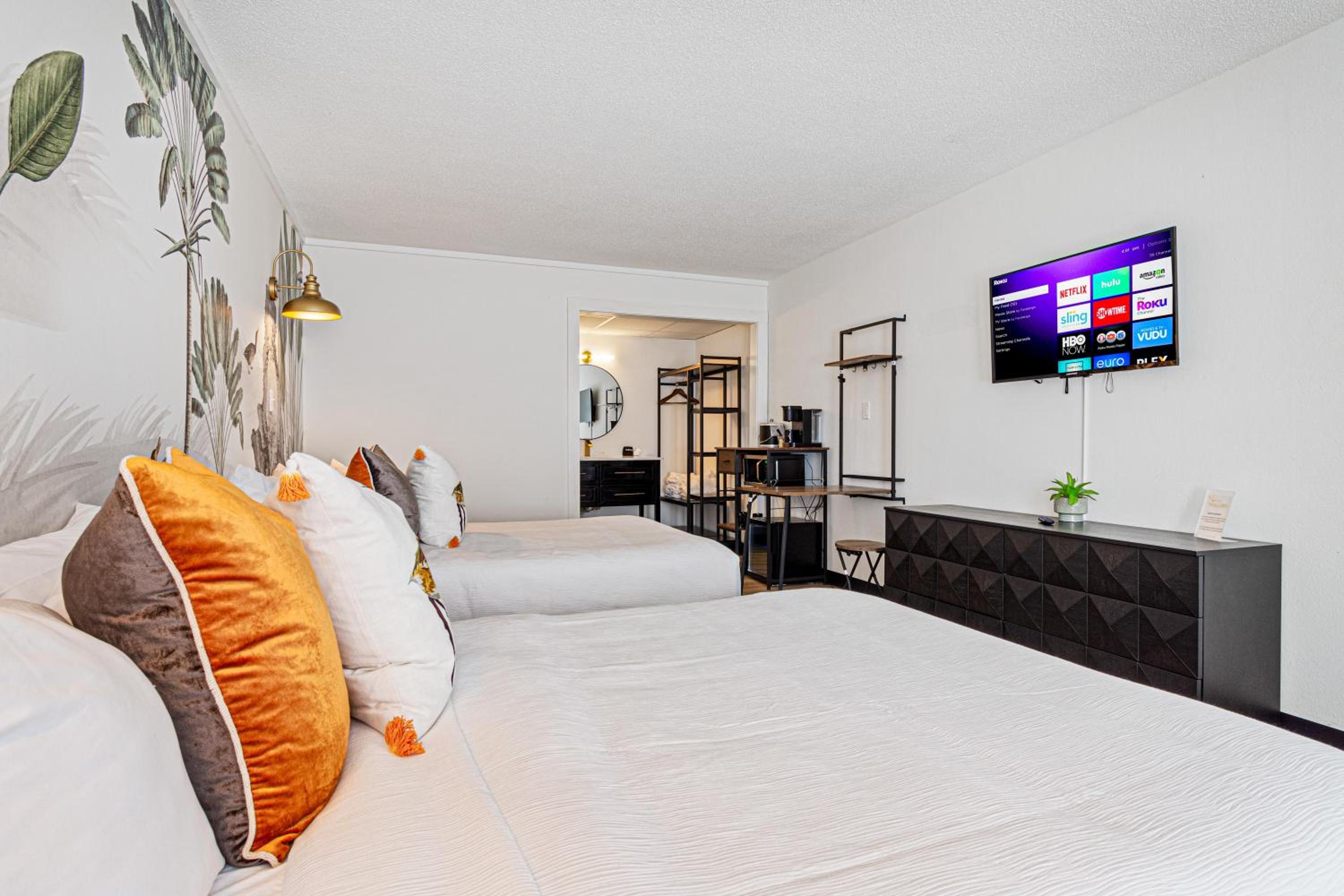 The Mallard Hotel & Suites