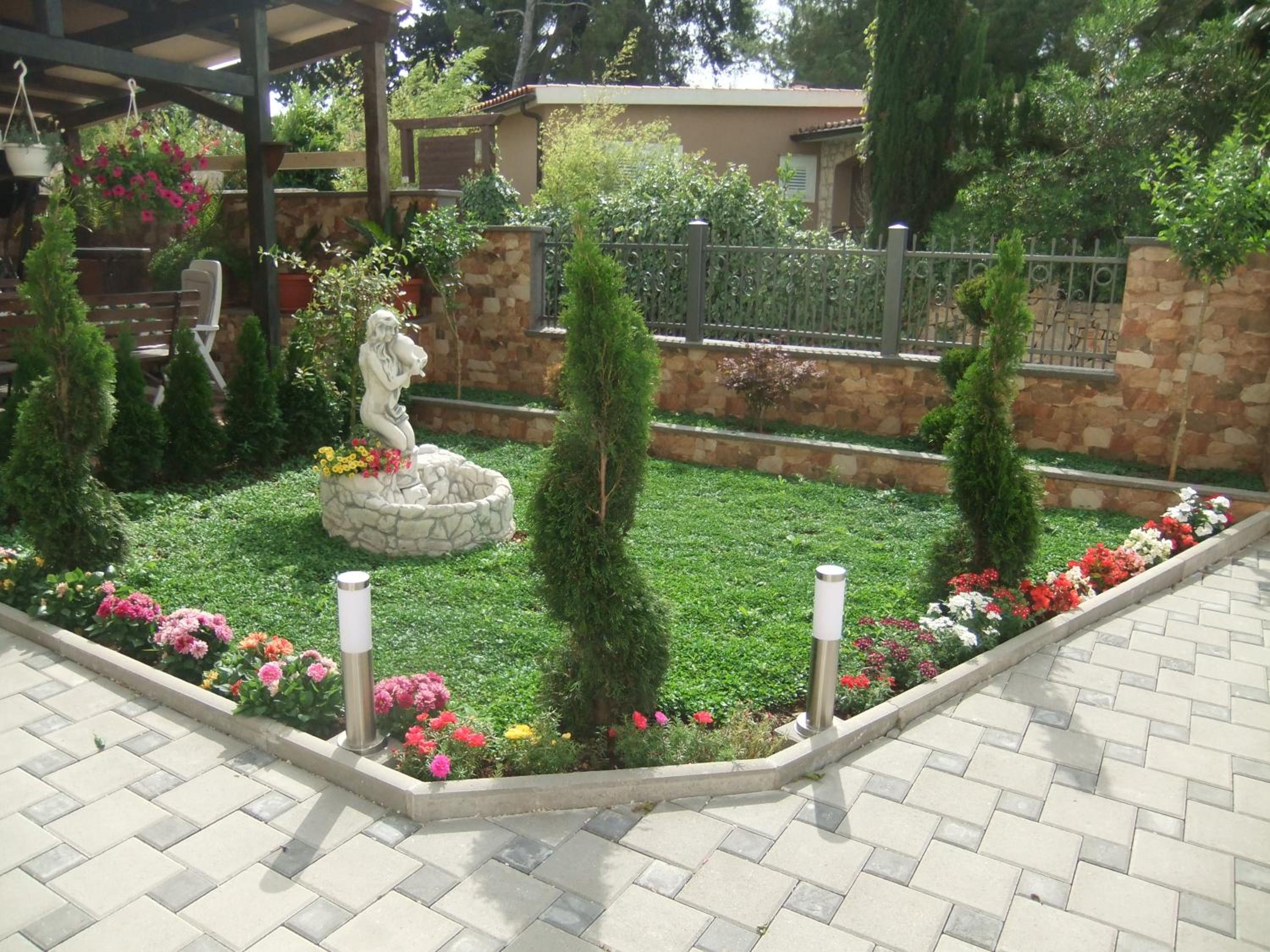 Apartments Ivanković